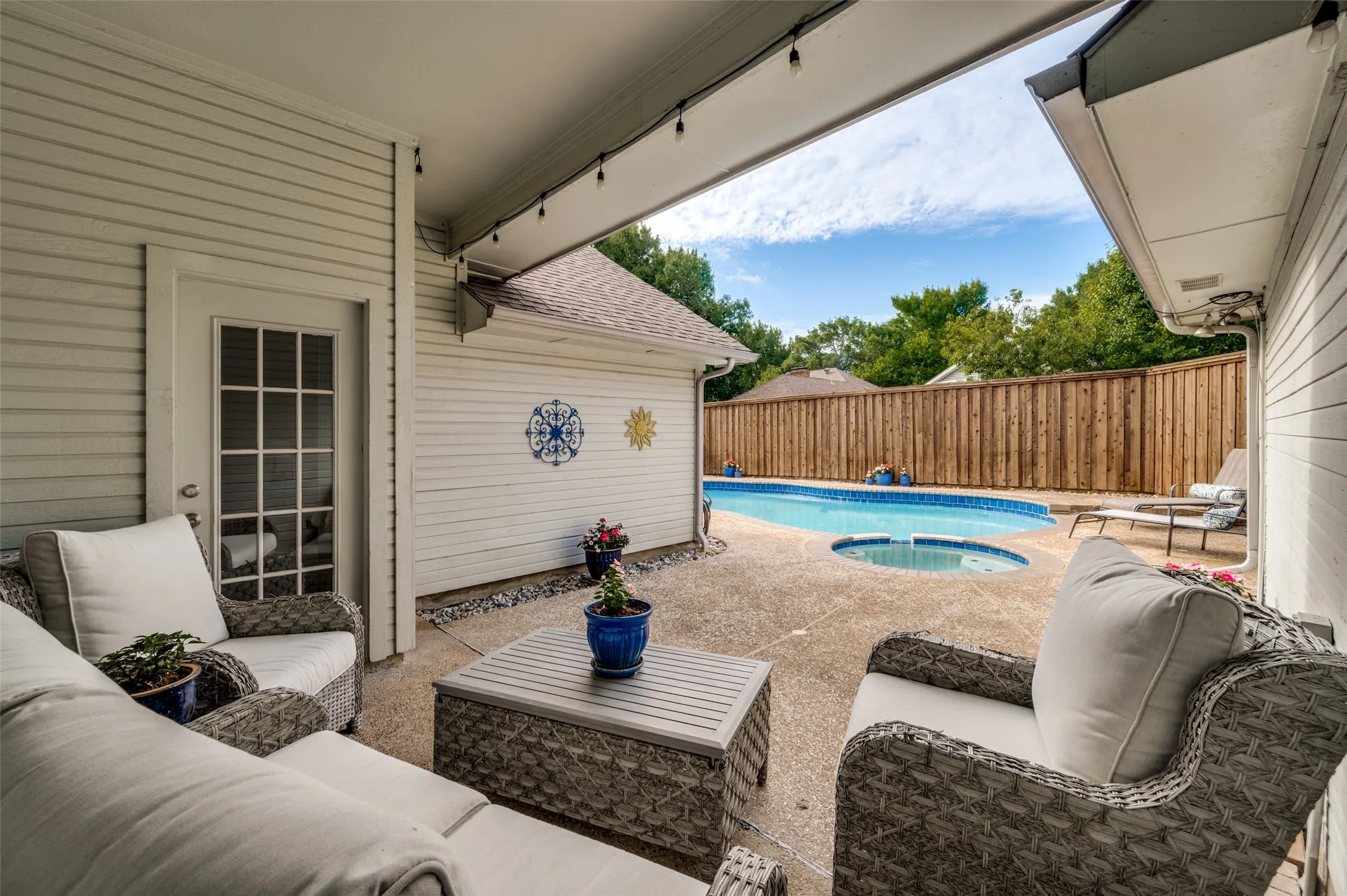 Covered patio perfect for Texas summers!