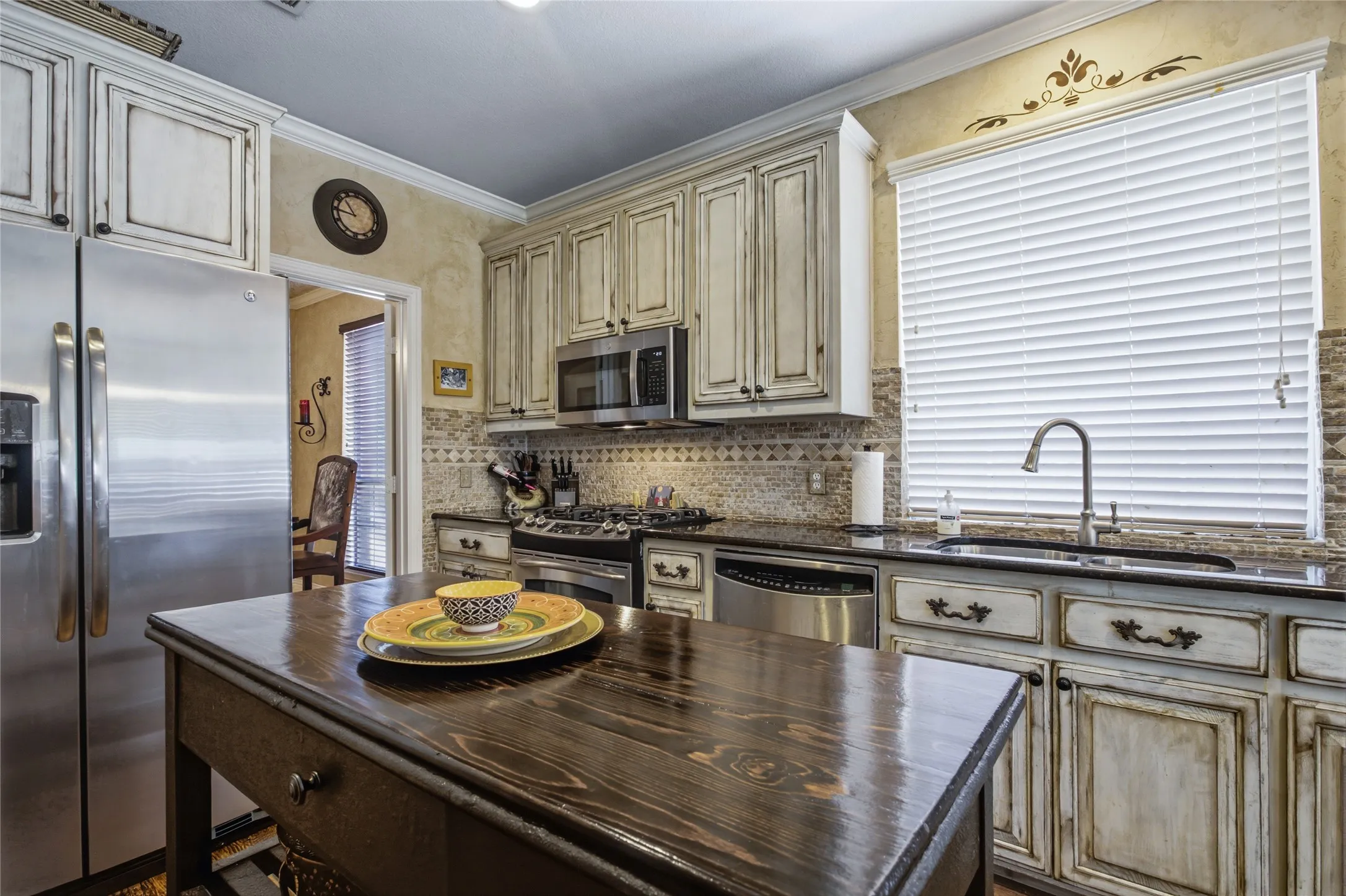 Single Family Residence For Sale in Collin County , 7313 Braemar Terrace, Mc Kinney, Texas 75071, 4 Bedrooms, 4 Bathrooms, 2 Garage spaces, 3,066 Sqft, built in 2002, Price $649,900, mls#21315725, Real Estate Agent in Mc Kinney, Homes For Sale in Collin county, Homes For Sale in Mc Kinney, Realtor in Mc Kinney Texas, Real Estate Brokerage Independent Realty Texas, Luminita Cordes Realtor
