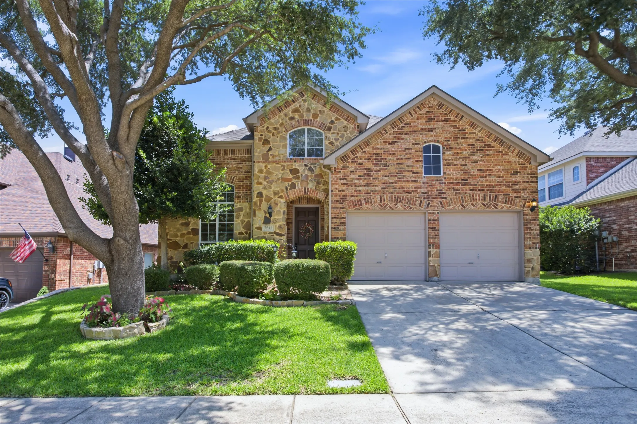Single Family Residence For Sale in Collin County , 7313 Braemar Terrace, Mc Kinney, Texas 75071, 4 Bedrooms, 4 Bathrooms, 2 Garage spaces, 3,066 Sqft, built in 2002, Price $649,900, mls#21315725, Real Estate Agent in Mc Kinney, Homes For Sale in Collin county, Homes For Sale in Mc Kinney, Realtor in Mc Kinney Texas, Real Estate Brokerage Independent Realty Texas, Luminita Cordes Realtor