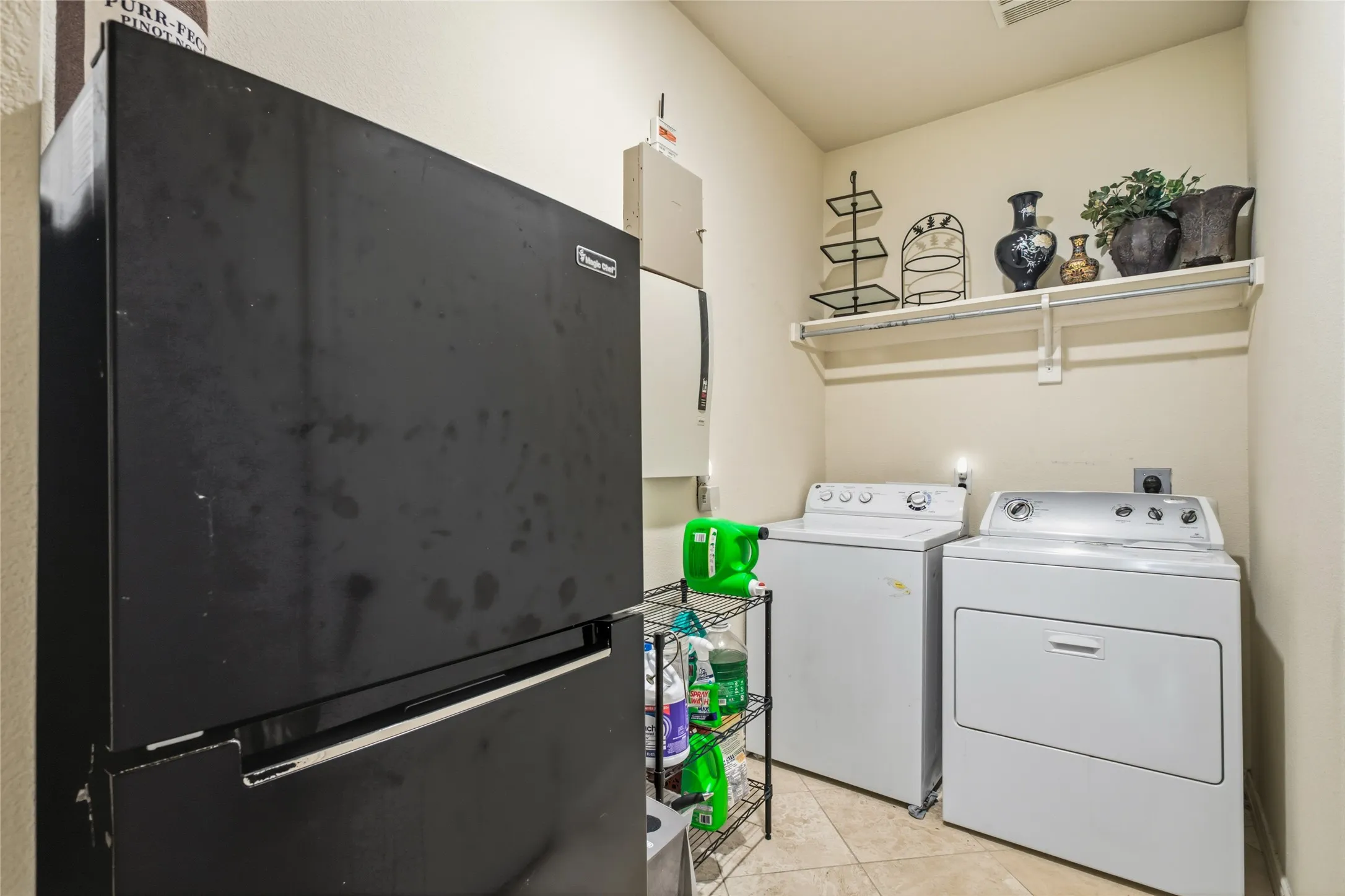 Single Family Residence For Sale in Collin County , 7313 Braemar Terrace, Mc Kinney, Texas 75071, 4 Bedrooms, 4 Bathrooms, 2 Garage spaces, 3,066 Sqft, built in 2002, Price $649,900, mls#21315725, Real Estate Agent in Mc Kinney, Homes For Sale in Collin county, Homes For Sale in Mc Kinney, Realtor in Mc Kinney Texas, Real Estate Brokerage Independent Realty Texas, Luminita Cordes Realtor