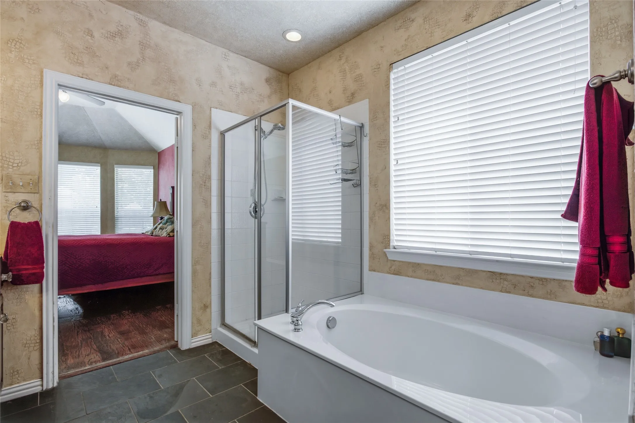 Single Family Residence For Sale in Collin County , 7313 Braemar Terrace, Mc Kinney, Texas 75071, 4 Bedrooms, 4 Bathrooms, 2 Garage spaces, 3,066 Sqft, built in 2002, Price $649,900, mls#21315725, Real Estate Agent in Mc Kinney, Homes For Sale in Collin county, Homes For Sale in Mc Kinney, Realtor in Mc Kinney Texas, Real Estate Brokerage Independent Realty Texas, Luminita Cordes Realtor