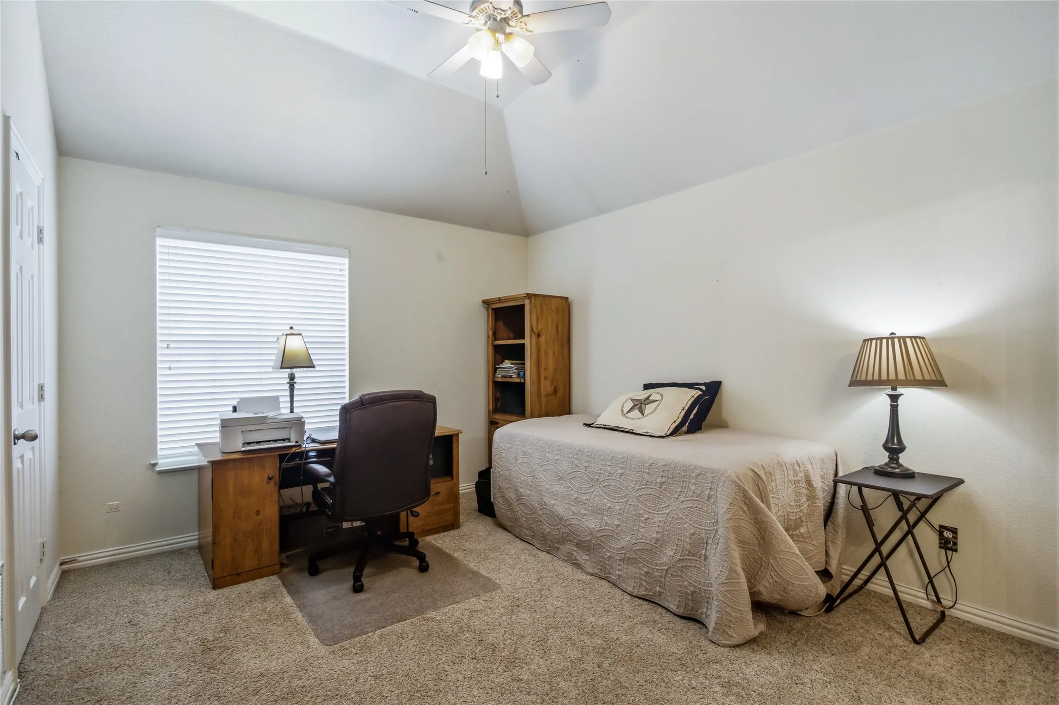 Single Family Residence For Sale in Collin County , 7313 Braemar Terrace, Mc Kinney, Texas 75071, 4 Bedrooms, 4 Bathrooms, 2 Garage spaces, 3,066 Sqft, built in 2002, Price $649,900, mls#21315725, Real Estate Agent in Mc Kinney, Homes For Sale in Collin county, Homes For Sale in Mc Kinney, Realtor in Mc Kinney Texas, Real Estate Brokerage Independent Realty Texas, Luminita Cordes Realtor