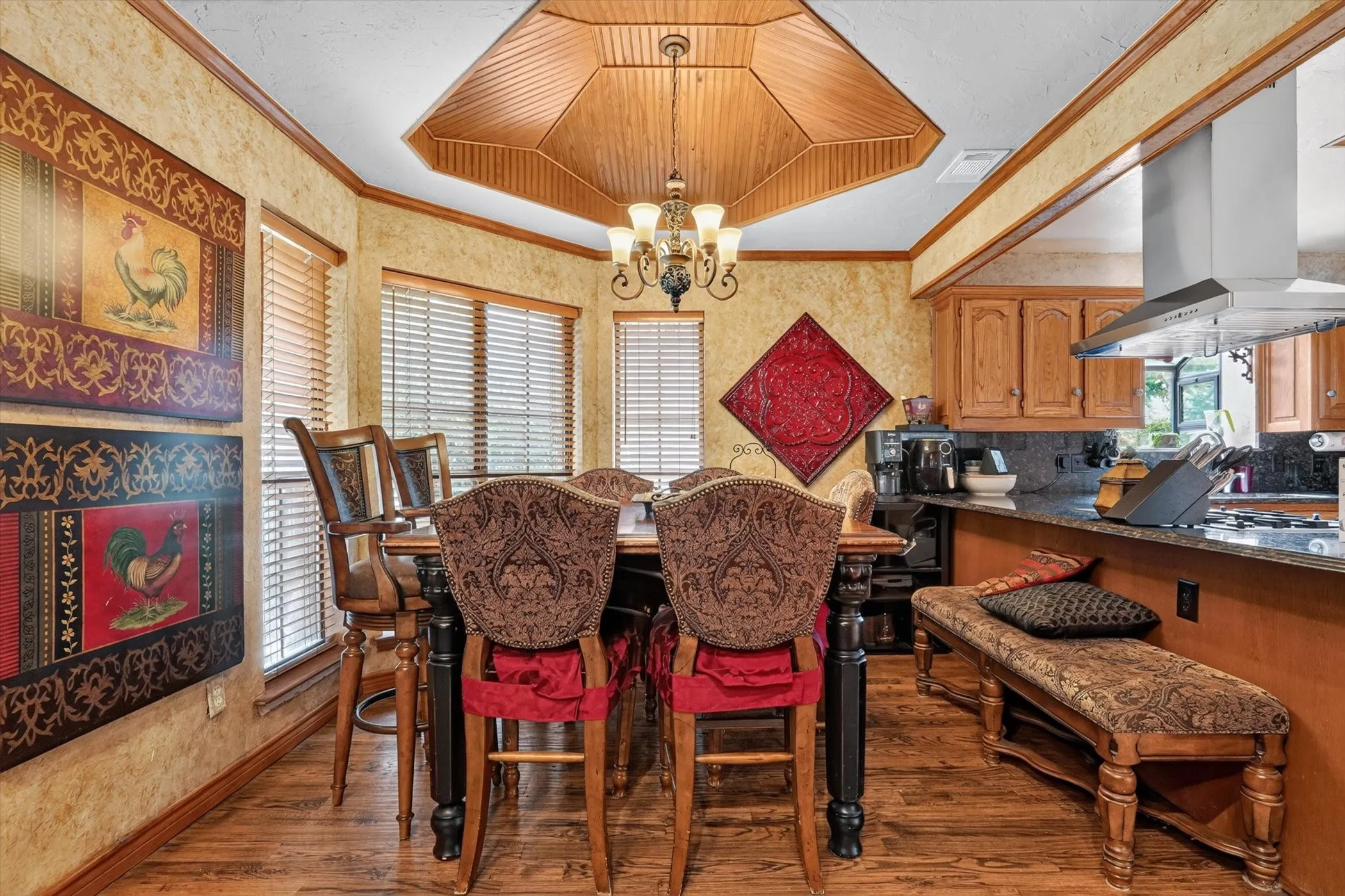 Single Family Residence For Rent in Denton County , 2335 Highlands Creek Road, Carrollton, Texas 75007, 4 Bedroom, 5 Bathroom, 3 Garage spaces, 3,508 Sqft, built in 1983, mls#21314082, Real Estate Agent in Carrollton, Homes For Rent in Denton county, Homes For Rent in Carrollton, Realtor in Carrollton Texas, Real Estate Brokerage Independent Realty Texas, Luminita Cordes Realtor
