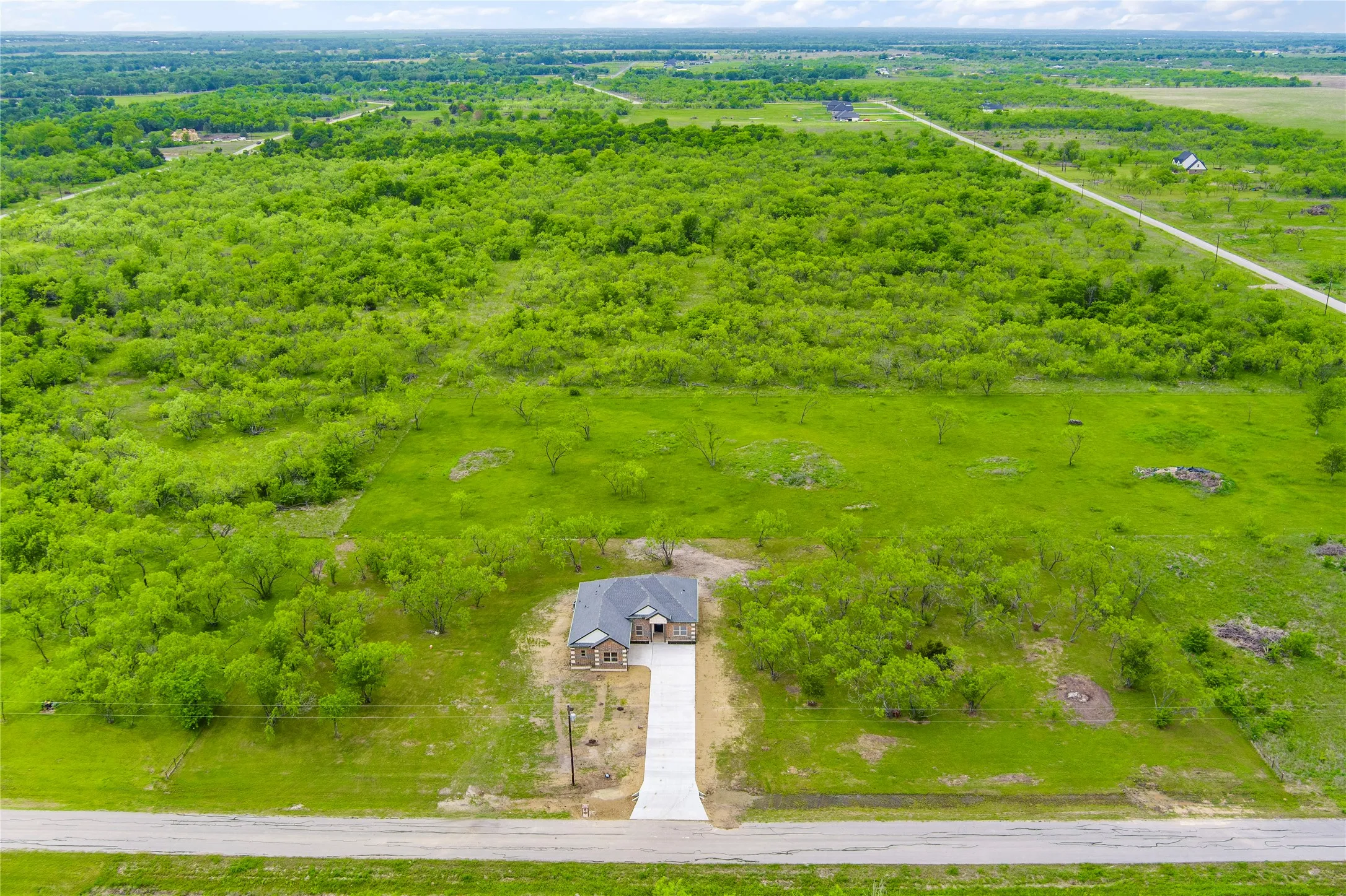 Single Family Residence For Sale in Navarro County , 556 Palmito Ranch Road, Corsicana, Texas 75110, 4 Bedroom, 3 Bathroom, 2 Garage spaces, 1,865 Sqft, built in 2026, mls#21315822, Real Estate Agent in Corsicana, Homes For Sale in Navarro county, Homes For Sale in Corsicana, Realtor in Corsicana Texas, Real Estate Brokerage Independent Realty Texas, Luminita Cordes Realtor