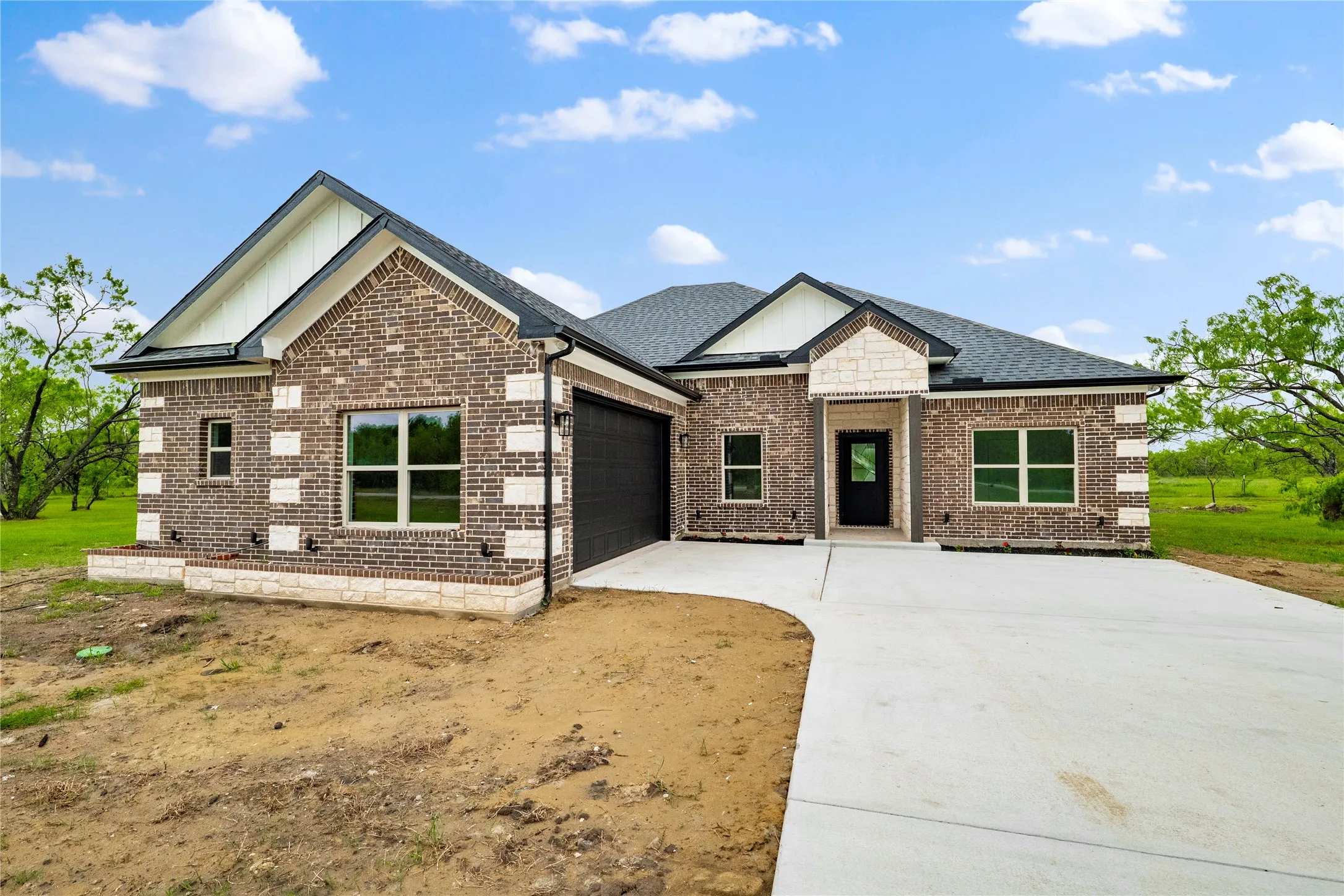Single Family Residence For Sale in Navarro County , 556 Palmito Ranch Road, Corsicana, Texas 75110, 4 Bedroom, 3 Bathroom, 2 Garage spaces, 1,865 Sqft, built in 2026, mls#21315822, Real Estate Agent in Corsicana, Homes For Sale in Navarro county, Homes For Sale in Corsicana, Realtor in Corsicana Texas, Real Estate Brokerage Independent Realty Texas, Luminita Cordes Realtor