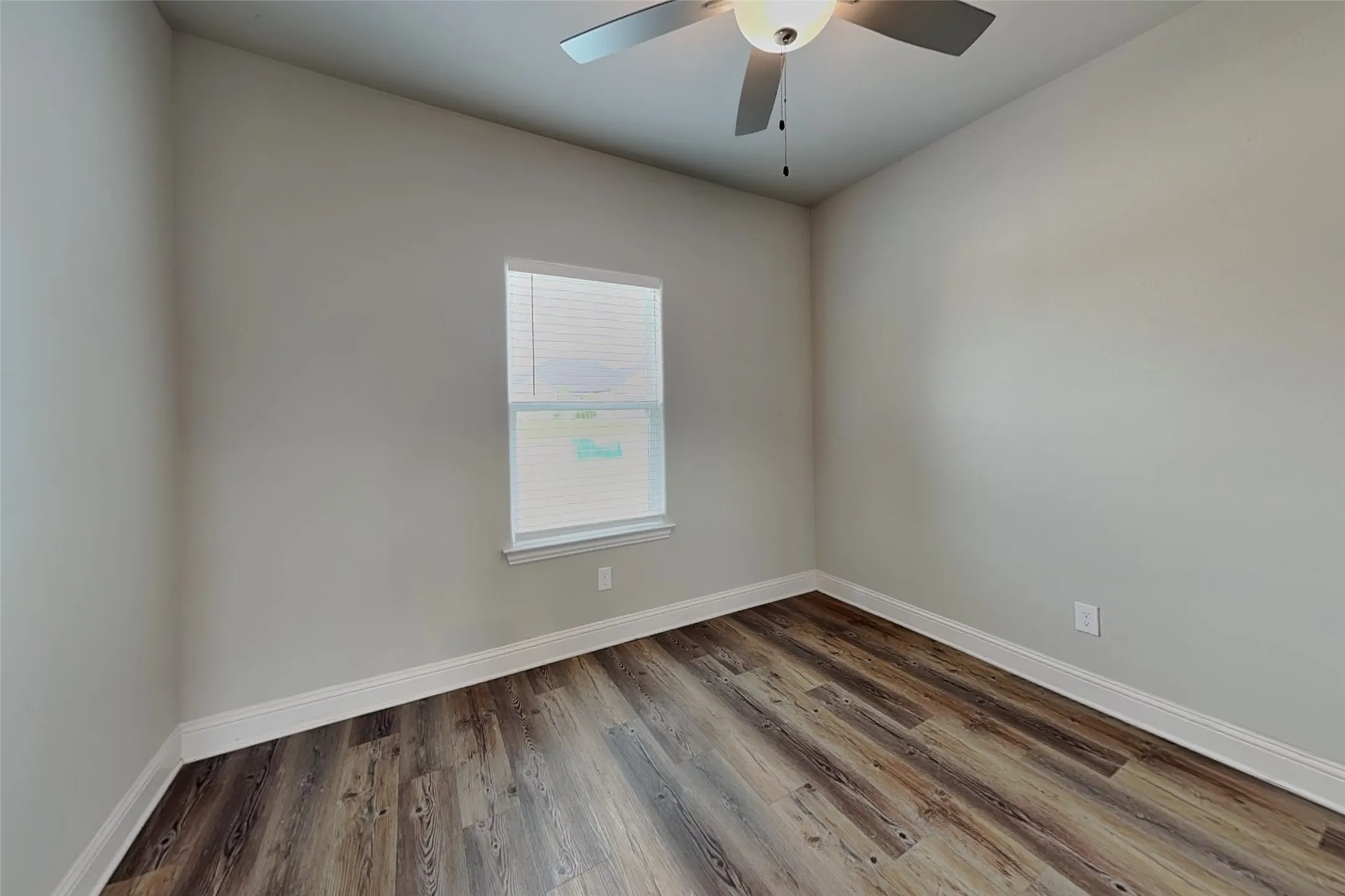 Single Family Residence For Rent in Grayson County , 2902 Orchid Drive, Sherman, Texas 75092, 3 Bedroom, 2 Bathroom, 2 Garage spaces, 1,517 Sqft, built in 2022, mls#21315827, Real Estate Agent in Sherman, Homes For Rent in Grayson county, Homes For Rent in Sherman, Realtor in Sherman Texas, Real Estate Brokerage Independent Realty Texas, Luminita Cordes Realtor