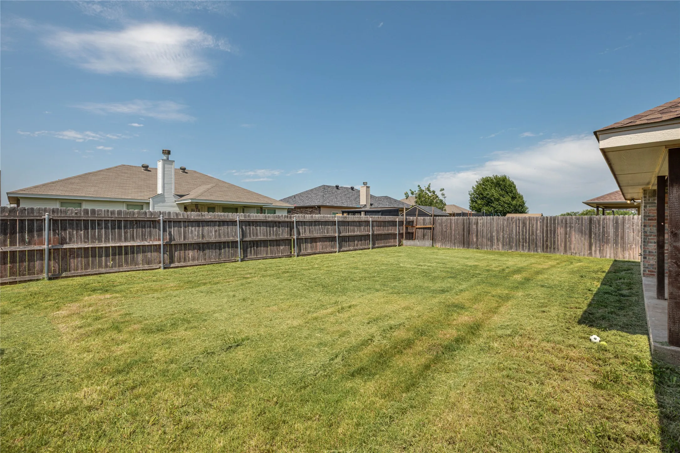 Single Family Residence For Rent in Taylor County , 1326 Briar Cliff Path, Abilene, Texas 79602, 3 Bedroom, 2 Bathroom, 2 Garage spaces, 1,573 Sqft, built in 2013, mls#21315852, Real Estate Agent in Abilene, Homes For Rent in Taylor county, Homes For Rent in Abilene, Realtor in Abilene Texas, Real Estate Brokerage Independent Realty Texas, Luminita Cordes Realtor