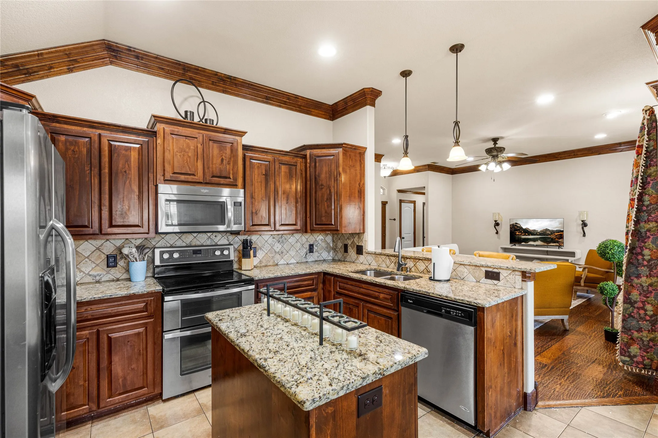 Single Family Residence For Rent in Taylor County , 1326 Briar Cliff Path, Abilene, Texas 79602, 3 Bedroom, 2 Bathroom, 2 Garage spaces, 1,573 Sqft, built in 2013, mls#21315852, Real Estate Agent in Abilene, Homes For Rent in Taylor county, Homes For Rent in Abilene, Realtor in Abilene Texas, Real Estate Brokerage Independent Realty Texas, Luminita Cordes Realtor
