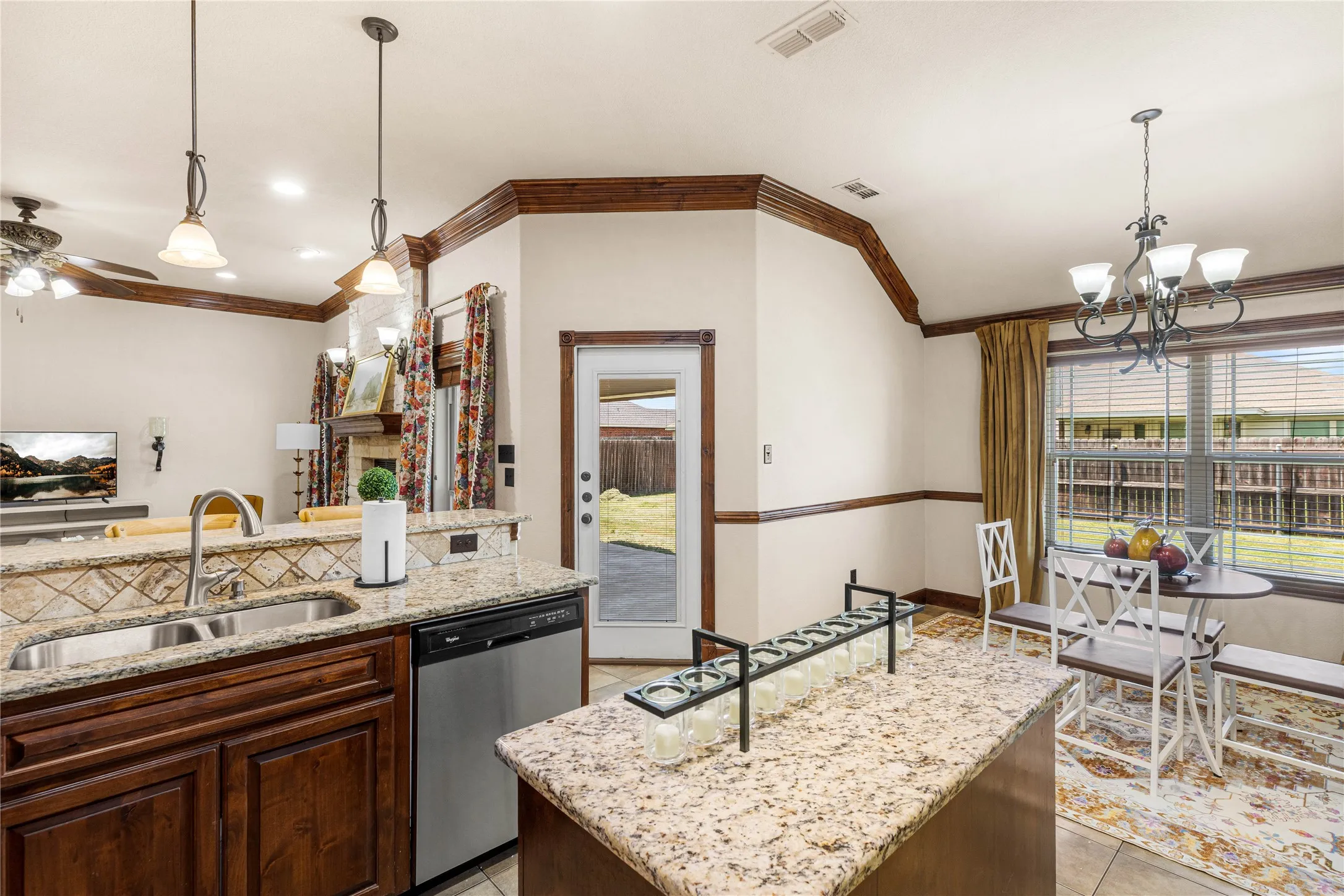 Single Family Residence For Rent in Taylor County , 1326 Briar Cliff Path, Abilene, Texas 79602, 3 Bedroom, 2 Bathroom, 2 Garage spaces, 1,573 Sqft, built in 2013, mls#21315852, Real Estate Agent in Abilene, Homes For Rent in Taylor county, Homes For Rent in Abilene, Realtor in Abilene Texas, Real Estate Brokerage Independent Realty Texas, Luminita Cordes Realtor