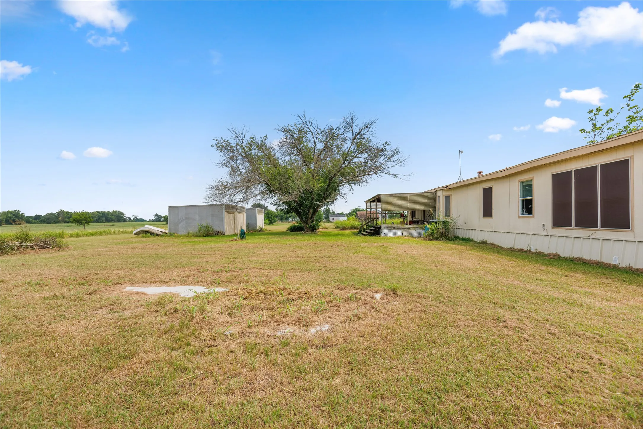 Mobile Home For Sale in Mc Lennan County , 1413 Water Well Road, Lorena, Texas 76655, 4 Bedroom, 2 Bathroom, Garage spaces, 2,128 Sqft, built in 1996, mls#21311909, Real Estate Agent in Lorena, Homes For Sale in Mc Lennan county, Homes For Sale in Lorena, Realtor in Lorena Texas, Real Estate Brokerage Independent Realty Texas, Luminita Cordes Realtor