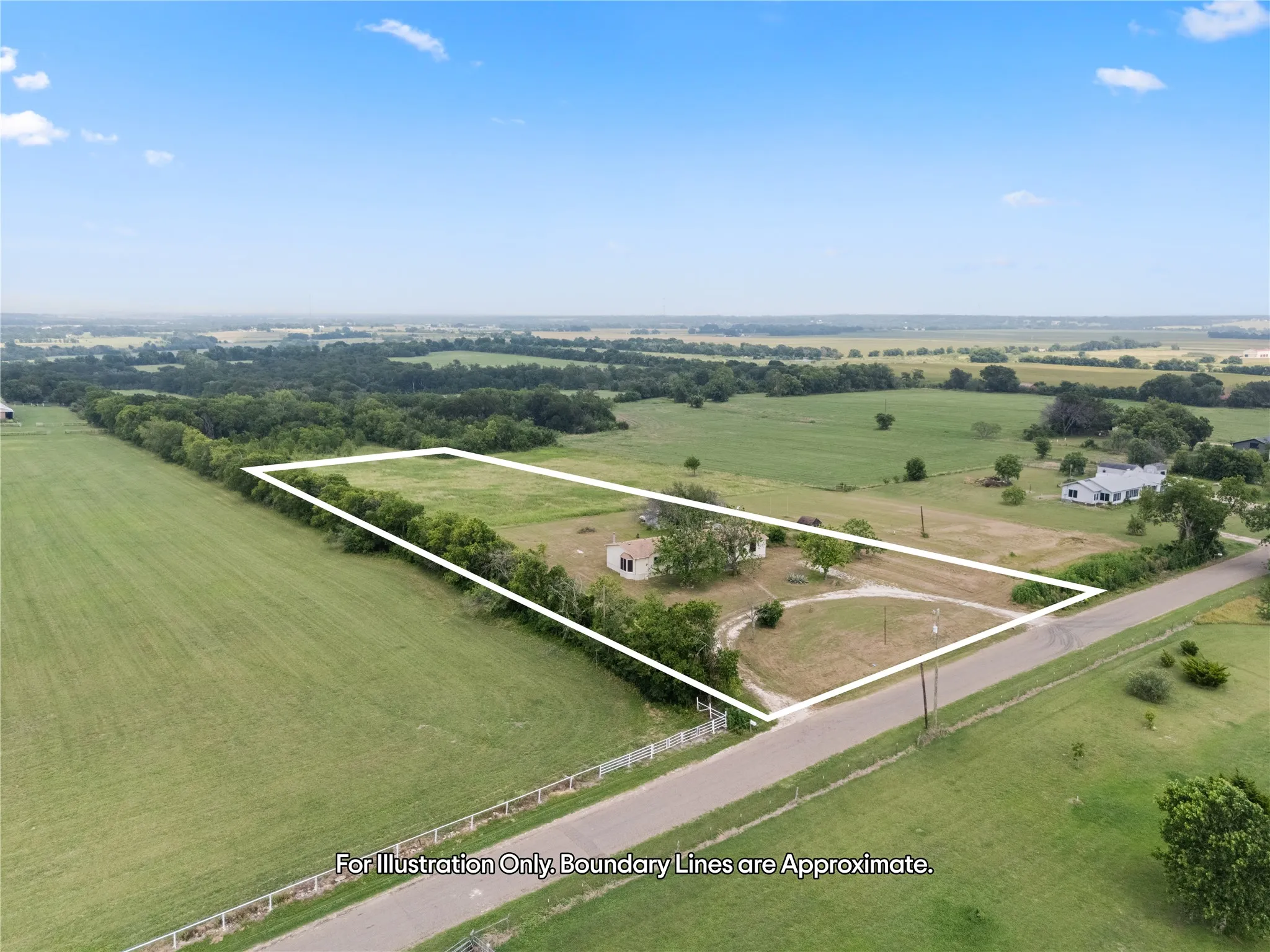 Mobile Home For Sale in Mc Lennan County , 1413 Water Well Road, Lorena, Texas 76655, 4 Bedroom, 2 Bathroom, Garage spaces, 2,128 Sqft, built in 1996, mls#21311909, Real Estate Agent in Lorena, Homes For Sale in Mc Lennan county, Homes For Sale in Lorena, Realtor in Lorena Texas, Real Estate Brokerage Independent Realty Texas, Luminita Cordes Realtor
