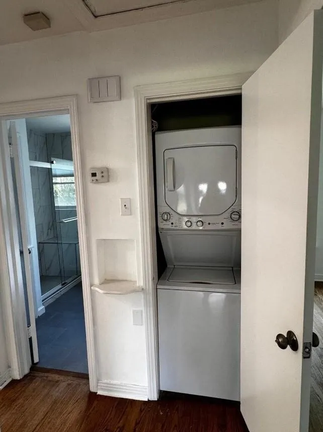 Duplex For Rent in Dallas County , 6225 Saint Moritz Avenue, Dallas, Texas 75214, 2 Bedroom, 1 Bathroom, 1 Garage spaces, 901 Sqft, built in 1950, mls#21315831, Real Estate Agent in Dallas, Homes For Rent in Dallas county, Homes For Rent in Dallas, Realtor in Dallas Texas, Real Estate Brokerage Independent Realty Texas, Luminita Cordes Realtor