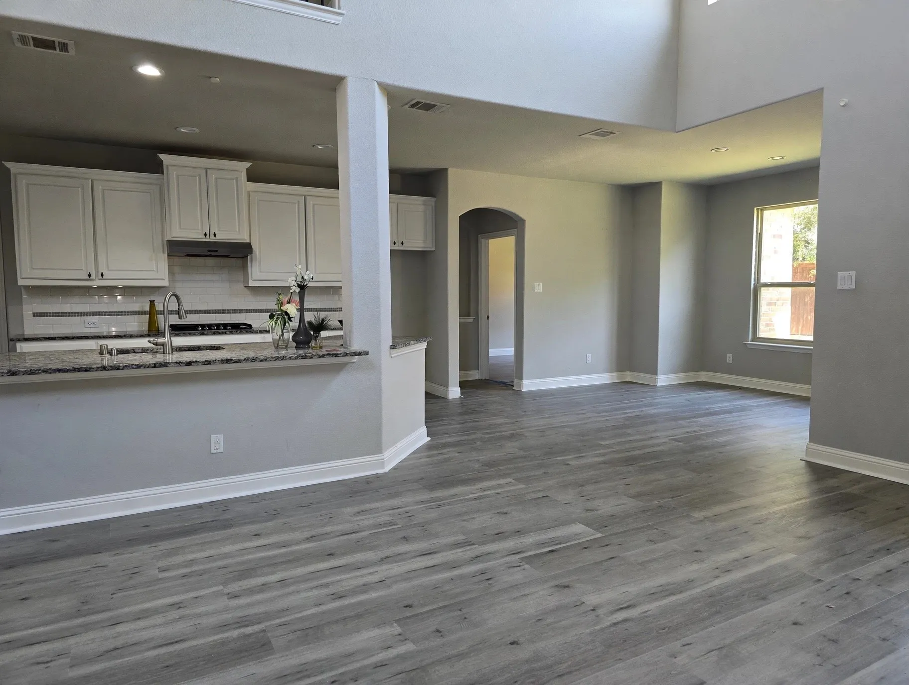 Single Family Residence For Rent in Collin County , 8704 Mccutchins Drive, Mc Kinney, Texas 75070, 4 Bedroom, 3 Bathroom, 2 Garage spaces, 2,359 Sqft, built in 2016, mls#21315777, Real Estate Agent in Mc Kinney, Homes For Rent in Collin county, Homes For Rent in Mc Kinney, Realtor in Mc Kinney Texas, Real Estate Brokerage Independent Realty Texas, Luminita Cordes Realtor