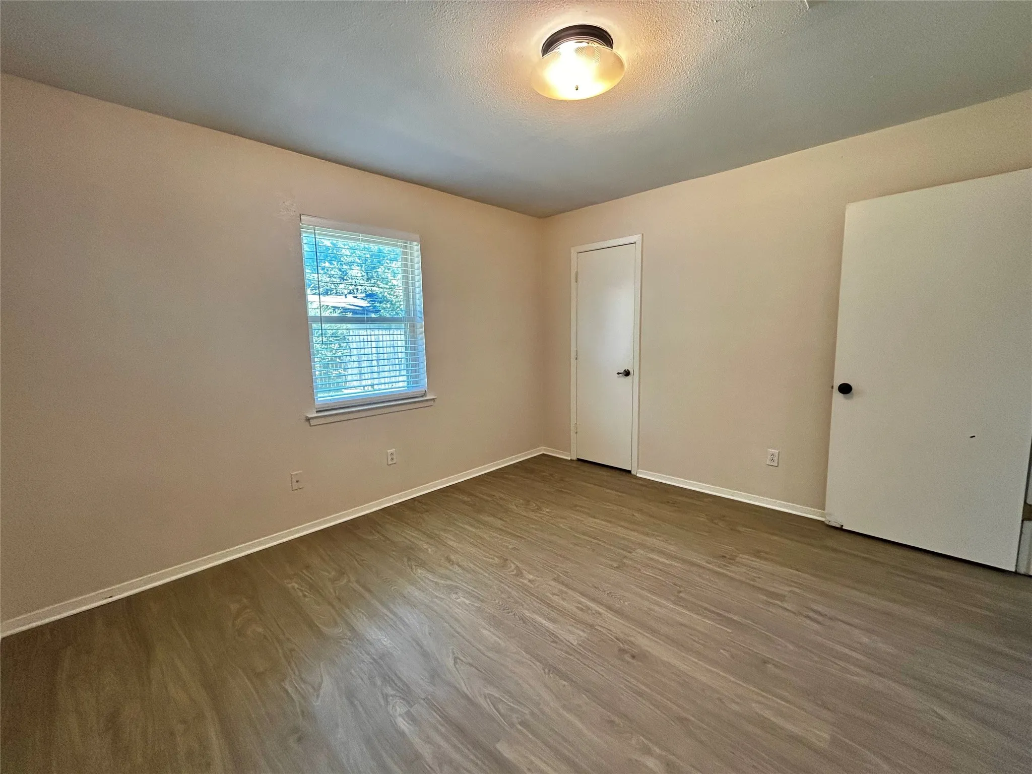 Single Family Residence For Rent in Tarrant County , 6209 Gayle Drive, North Richland Hills, Texas 76180, 3 Bedroom, 2 Bathroom, 2 Garage spaces, 1,680 Sqft, built in 1977, mls#21315907, Real Estate Agent in North Richland Hills, Homes For Rent in Tarrant county, Homes For Rent in North Richland Hills, Realtor in North Richland Hills Texas, Real Estate Brokerage Independent Realty Texas, Luminita Cordes Realtor