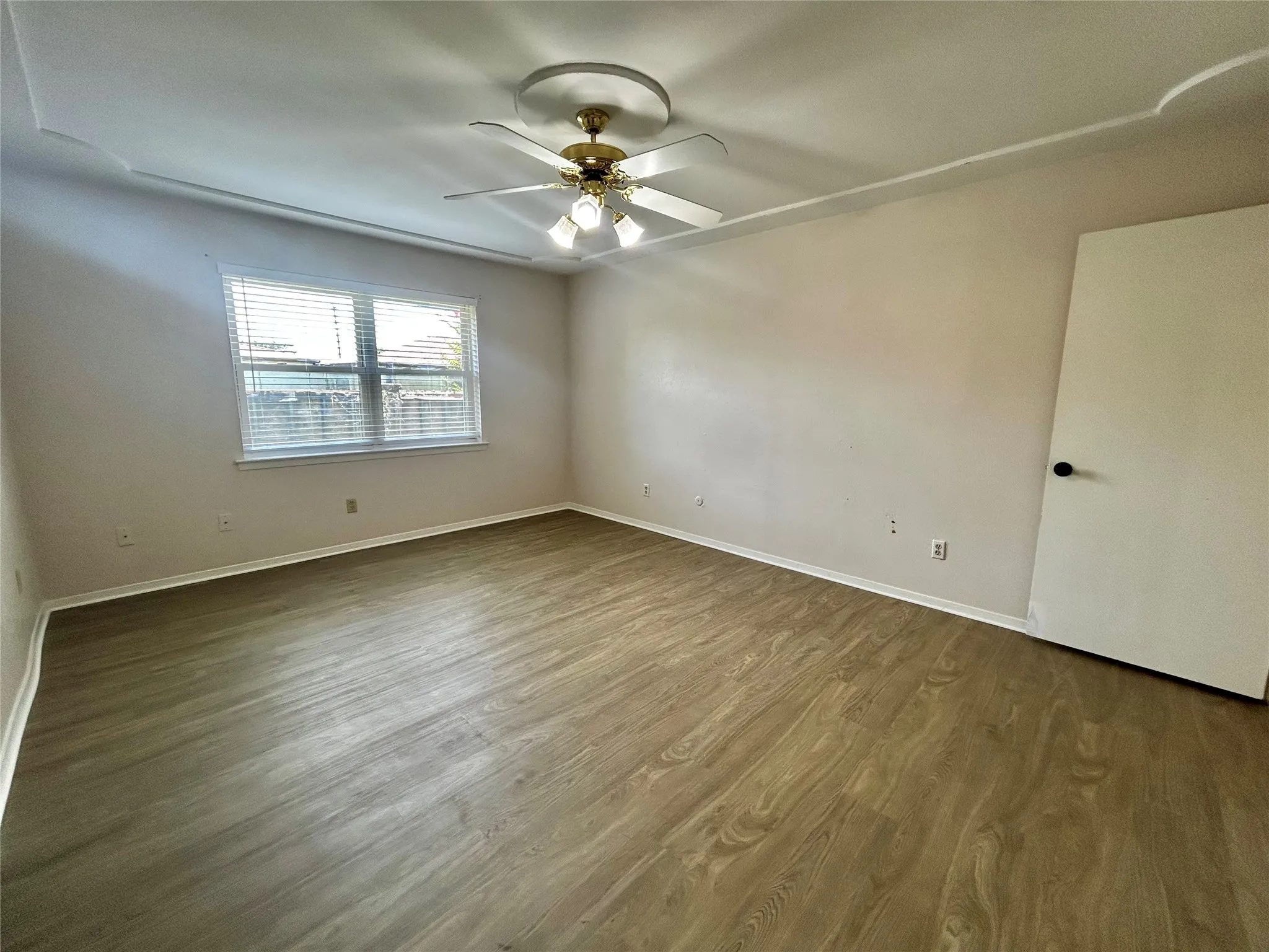 Single Family Residence For Rent in Tarrant County , 6209 Gayle Drive, North Richland Hills, Texas 76180, 3 Bedroom, 2 Bathroom, 2 Garage spaces, 1,680 Sqft, built in 1977, mls#21315907, Real Estate Agent in North Richland Hills, Homes For Rent in Tarrant county, Homes For Rent in North Richland Hills, Realtor in North Richland Hills Texas, Real Estate Brokerage Independent Realty Texas, Luminita Cordes Realtor