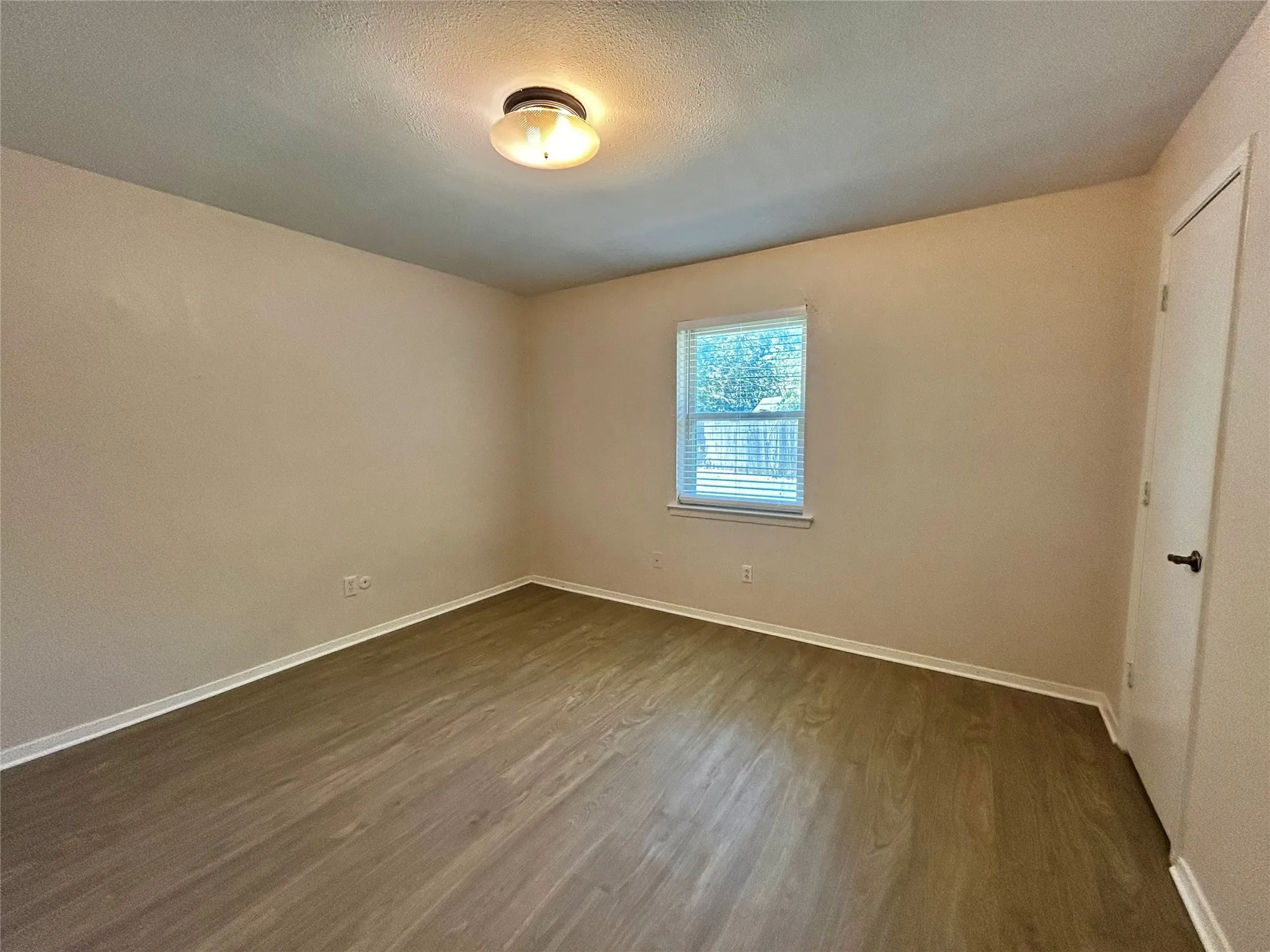 Single Family Residence For Rent in Tarrant County , 6209 Gayle Drive, North Richland Hills, Texas 76180, 3 Bedroom, 2 Bathroom, 2 Garage spaces, 1,680 Sqft, built in 1977, mls#21315907, Real Estate Agent in North Richland Hills, Homes For Rent in Tarrant county, Homes For Rent in North Richland Hills, Realtor in North Richland Hills Texas, Real Estate Brokerage Independent Realty Texas, Luminita Cordes Realtor