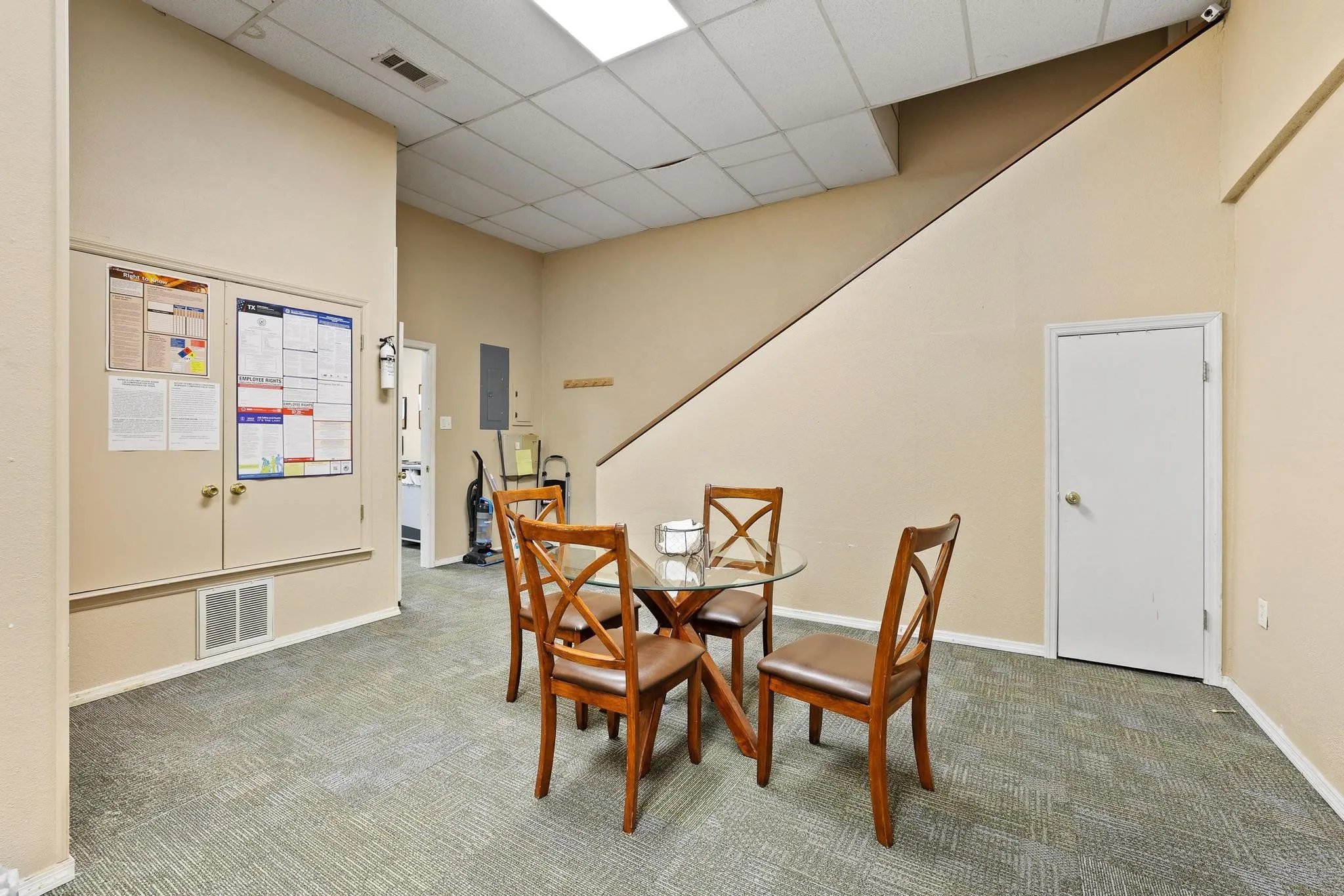 Business For Sale in Grayson County , 112 E Main Street, Whitesboro, Texas 76273, 0, 0, Garage spaces, 3,655 Sqft, built in 0, mls#21315844, Real Estate Agent in Whitesboro, Homes For Sale in Grayson county, Homes For Sale in Whitesboro, Realtor in Whitesboro Texas, Real Estate Brokerage Independent Realty Texas, Luminita Cordes Realtor