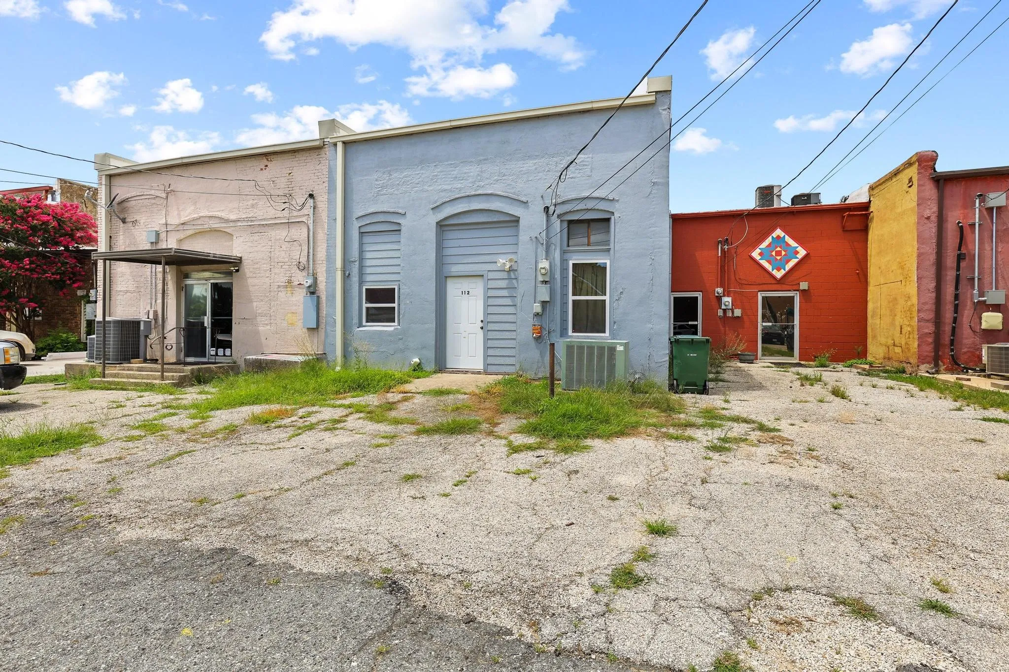 Business For Sale in Grayson County , 112 E Main Street, Whitesboro, Texas 76273, 0, 0, Garage spaces, 3,655 Sqft, built in 0, mls#21315844, Real Estate Agent in Whitesboro, Homes For Sale in Grayson county, Homes For Sale in Whitesboro, Realtor in Whitesboro Texas, Real Estate Brokerage Independent Realty Texas, Luminita Cordes Realtor