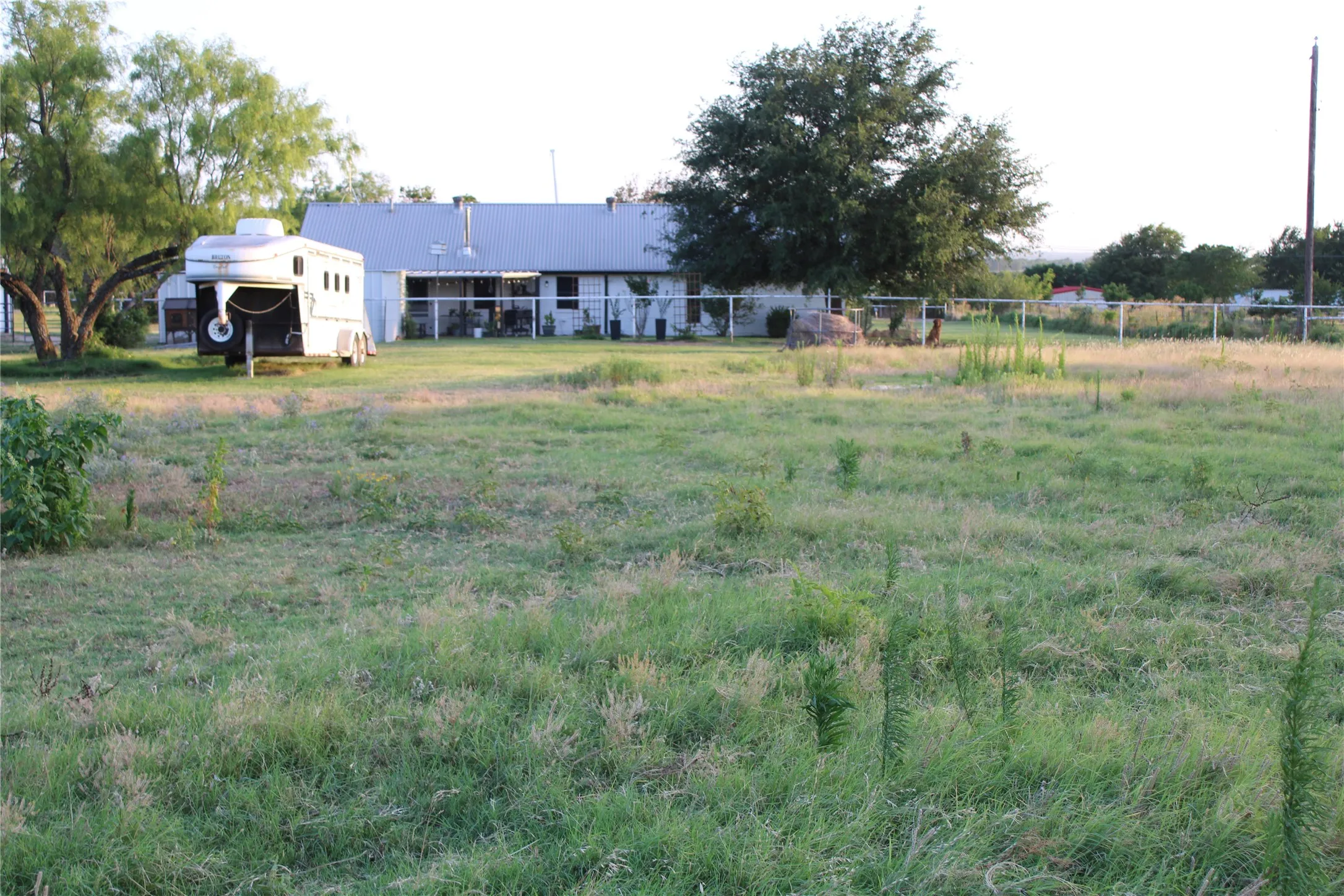 Single Family Residence For Sale in Parker County , 9612 West Highway 199, Poolville, Texas 76487, 3 Bedrooms, 2 Bathrooms, 2 Garage spaces, 1,620 Sqft, built in 2000, Price $549,000, mls#21315949, Real Estate Agent in Poolville, Homes For Sale in Parker county, Homes For Sale in Poolville, Realtor in Poolville Texas, Real Estate Brokerage Independent Realty Texas, Luminita Cordes Realtor