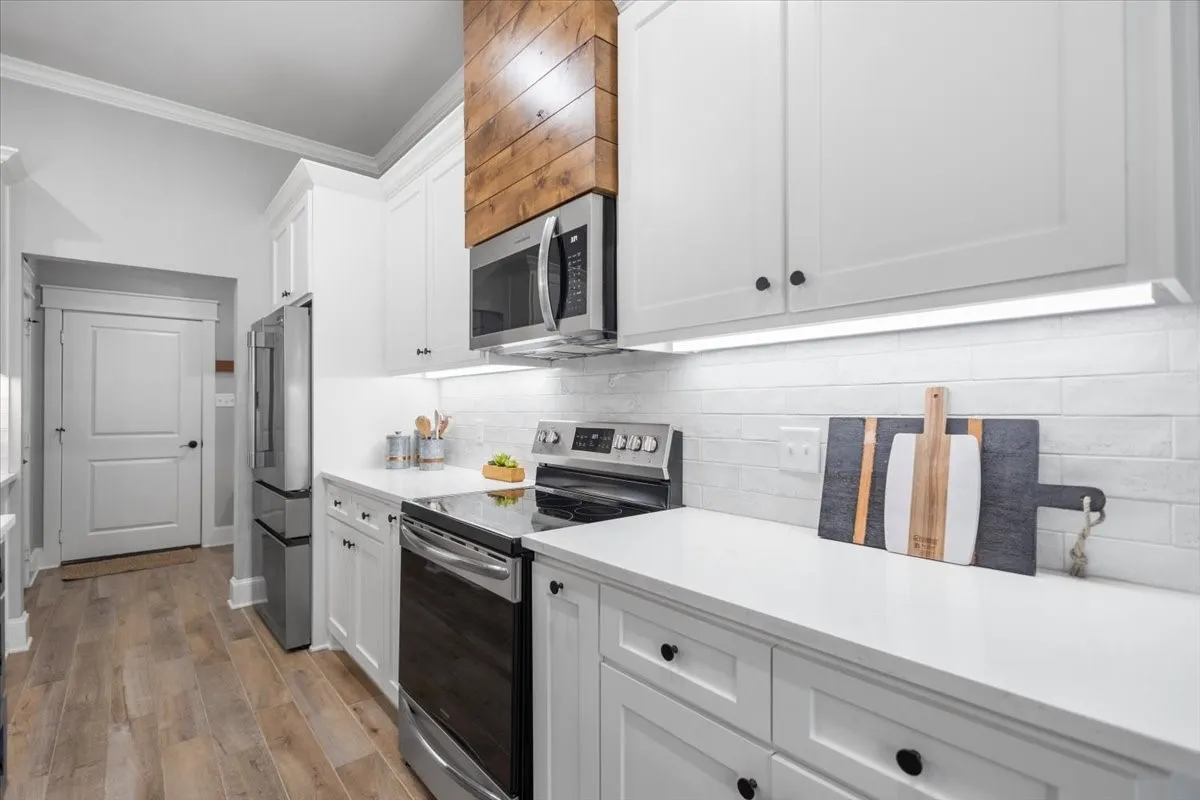 Single Family Residence For Sale in Smith County , 1627 Orchard Lane, Hideaway, Texas 75771, 3 Bedroom, 2 Bathroom, 2 Garage spaces, 1,865 Sqft, built in 2023, mls#21315921, Real Estate Agent in Hideaway, Homes For Sale in Smith county, Homes For Sale in Hideaway, Realtor in Hideaway Texas, Real Estate Brokerage Independent Realty Texas, Luminita Cordes Realtor
