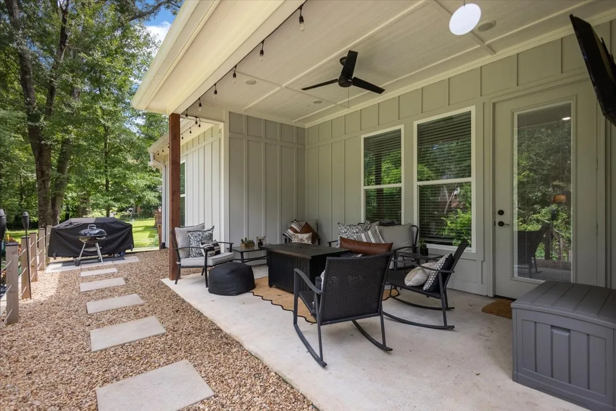 Single Family Residence For Sale in Smith County , 1627 Orchard Lane, Hideaway, Texas 75771, 3 Bedroom, 2 Bathroom, 2 Garage spaces, 1,865 Sqft, built in 2023, mls#21315921, Real Estate Agent in Hideaway, Homes For Sale in Smith county, Homes For Sale in Hideaway, Realtor in Hideaway Texas, Real Estate Brokerage Independent Realty Texas, Luminita Cordes Realtor