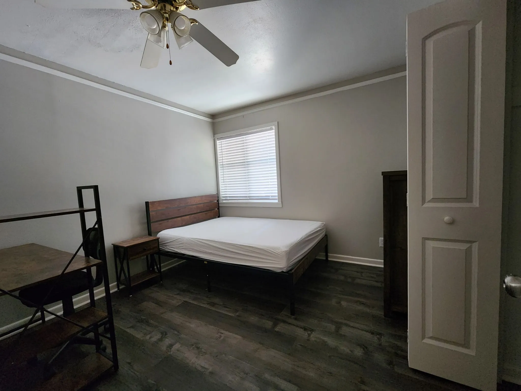 Single Family Residence For Rent in Erath County , 718 College, Stephenville, Texas 76401, 8 Bedroom, 5 Bathroom, 1 Garage spaces, 3,043 Sqft, built in 1949, mls#21315935, Real Estate Agent in Stephenville, Homes For Rent in Erath county, Homes For Rent in Stephenville, Realtor in Stephenville Texas, Real Estate Brokerage Independent Realty Texas, Luminita Cordes Realtor