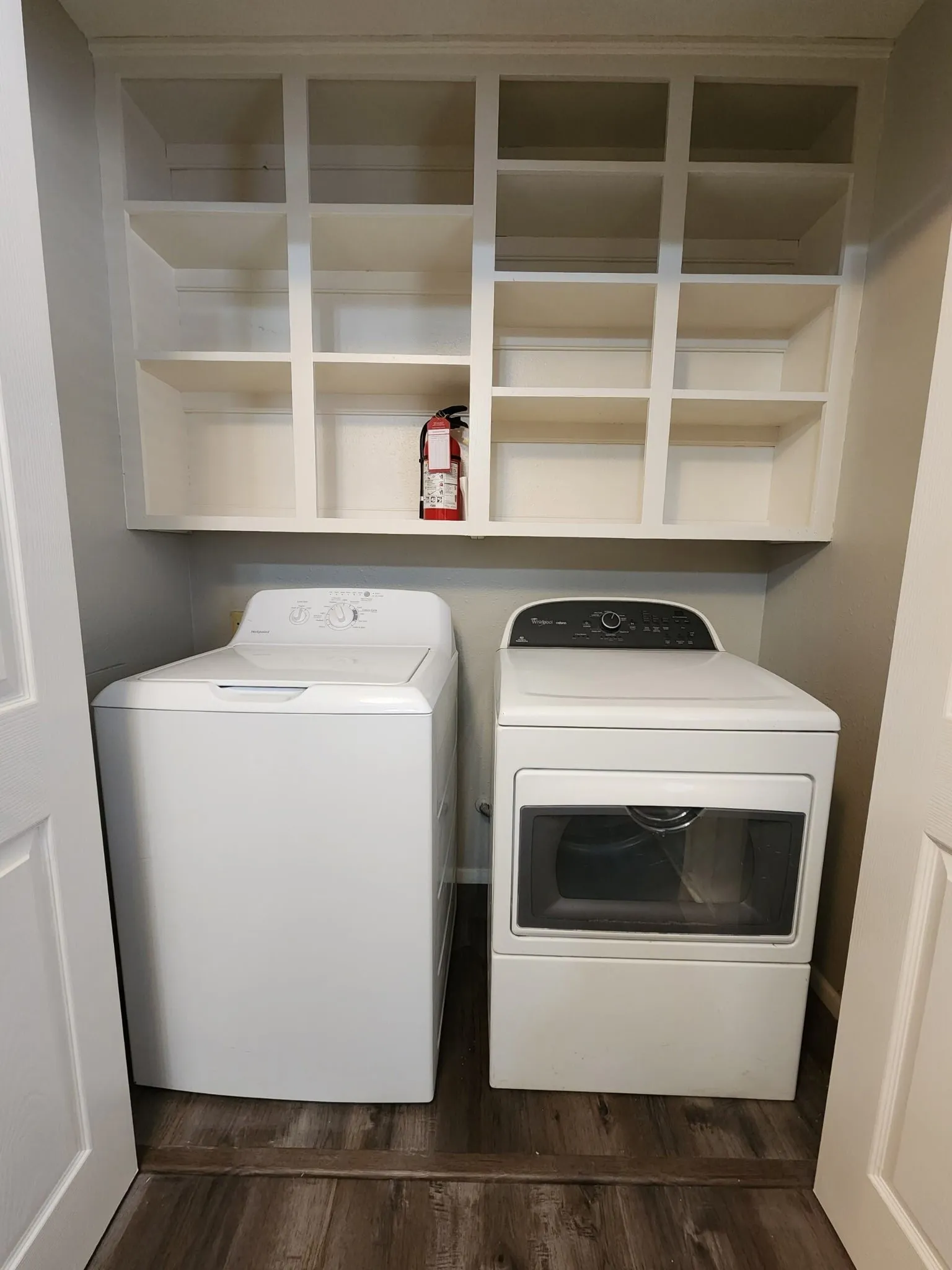 Single Family Residence For Rent in Erath County , 718 College, Stephenville, Texas 76401, 8 Bedroom, 5 Bathroom, 1 Garage spaces, 3,043 Sqft, built in 1949, mls#21315935, Real Estate Agent in Stephenville, Homes For Rent in Erath county, Homes For Rent in Stephenville, Realtor in Stephenville Texas, Real Estate Brokerage Independent Realty Texas, Luminita Cordes Realtor