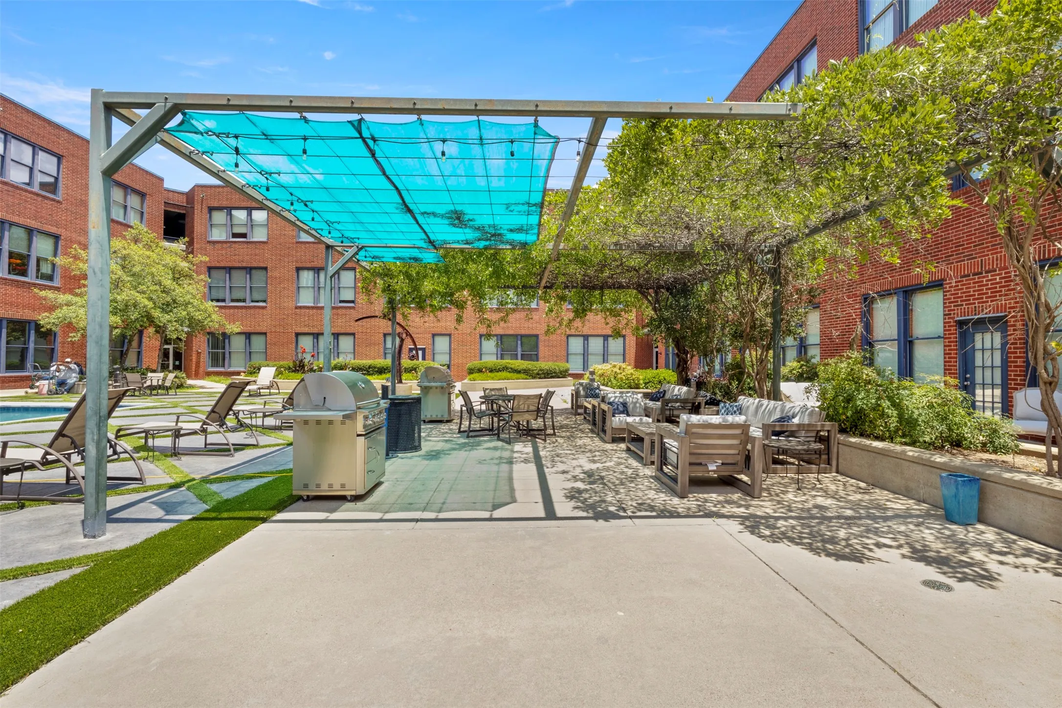 Condominium For Sale in Dallas County , 2502 Live Oak Street 236, Dallas, Texas 75204, 1 Bedroom, 1 Bathroom, 1 Garage spaces, 894 Sqft, built in 1998, mls#21311748, Real Estate Agent in Dallas, Homes For Sale in Dallas county, Homes For Sale in Dallas, Realtor in Dallas Texas, Real Estate Brokerage Independent Realty Texas, Luminita Cordes Realtor