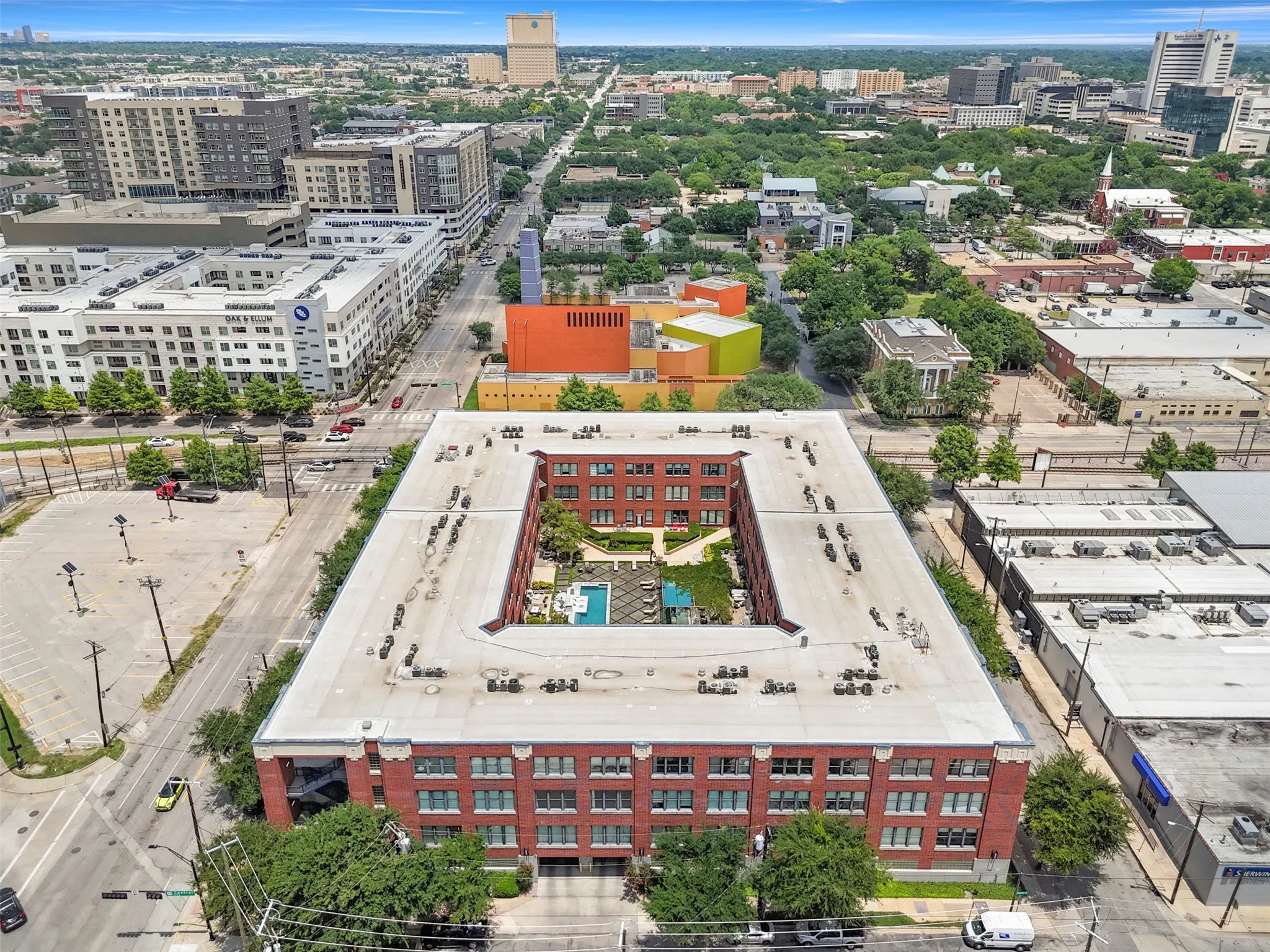 Condominium For Sale in Dallas County , 2502 Live Oak Street 236, Dallas, Texas 75204, 1 Bedroom, 1 Bathroom, 1 Garage spaces, 894 Sqft, built in 1998, mls#21311748, Real Estate Agent in Dallas, Homes For Sale in Dallas county, Homes For Sale in Dallas, Realtor in Dallas Texas, Real Estate Brokerage Independent Realty Texas, Luminita Cordes Realtor