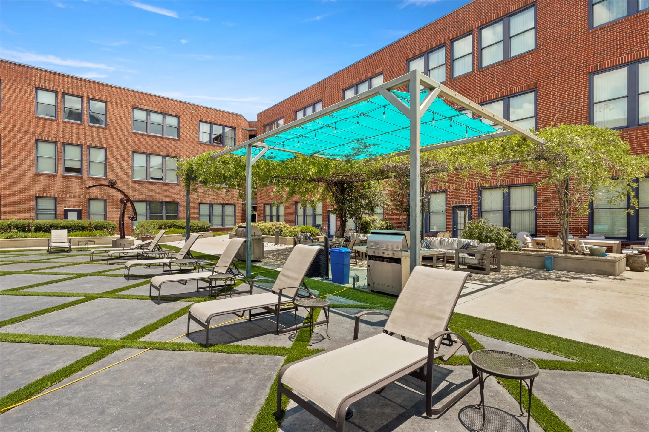 Condominium For Sale in Dallas County , 2502 Live Oak Street 236, Dallas, Texas 75204, 1 Bedroom, 1 Bathroom, 1 Garage spaces, 894 Sqft, built in 1998, mls#21311748, Real Estate Agent in Dallas, Homes For Sale in Dallas county, Homes For Sale in Dallas, Realtor in Dallas Texas, Real Estate Brokerage Independent Realty Texas, Luminita Cordes Realtor