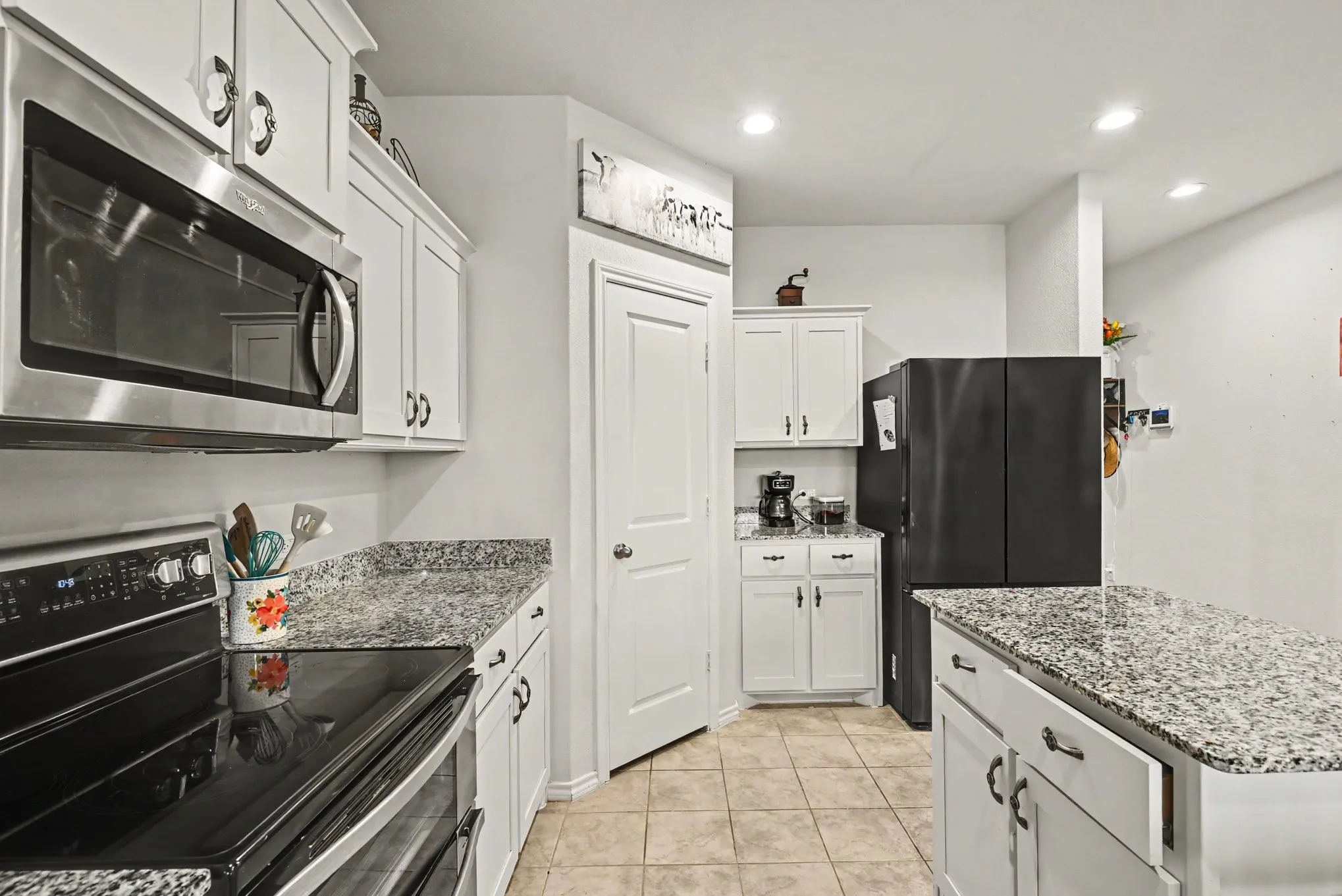 Single Family Residence For Sale in Tarrant County , 225 Olympia Marble Drive, Fort Worth, Texas 76131, 5 Bedroom, 2 Bathroom, 2 Garage spaces, 1,978 Sqft, built in 2023, mls#21314449, Real Estate Agent in Fort Worth, Homes For Sale in Tarrant county, Homes For Sale in Fort Worth, Realtor in Fort Worth Texas, Real Estate Brokerage Independent Realty Texas, Luminita Cordes Realtor