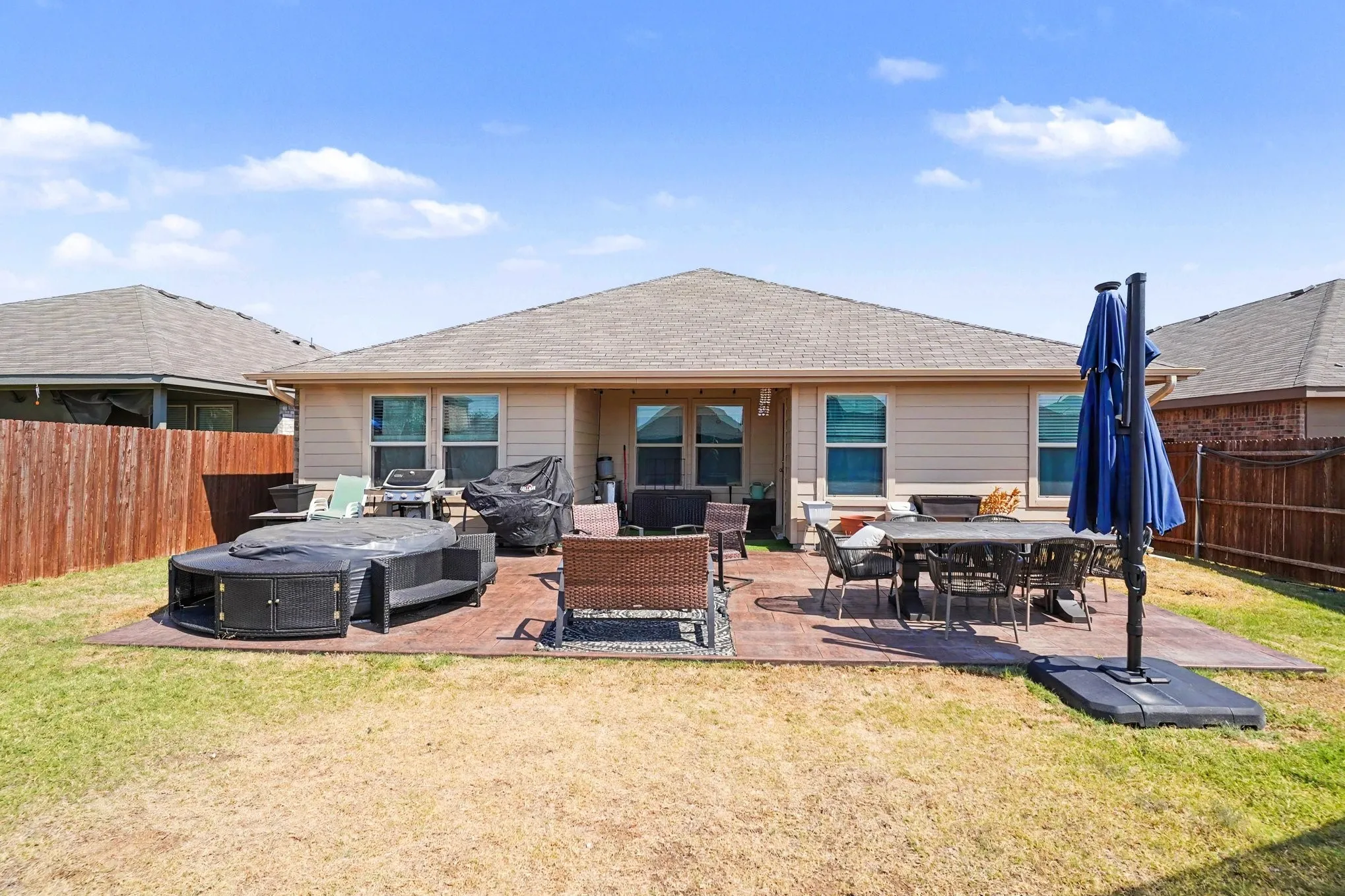 Single Family Residence For Sale in Tarrant County , 225 Olympia Marble Drive, Fort Worth, Texas 76131, 5 Bedroom, 2 Bathroom, 2 Garage spaces, 1,978 Sqft, built in 2023, mls#21314449, Real Estate Agent in Fort Worth, Homes For Sale in Tarrant county, Homes For Sale in Fort Worth, Realtor in Fort Worth Texas, Real Estate Brokerage Independent Realty Texas, Luminita Cordes Realtor