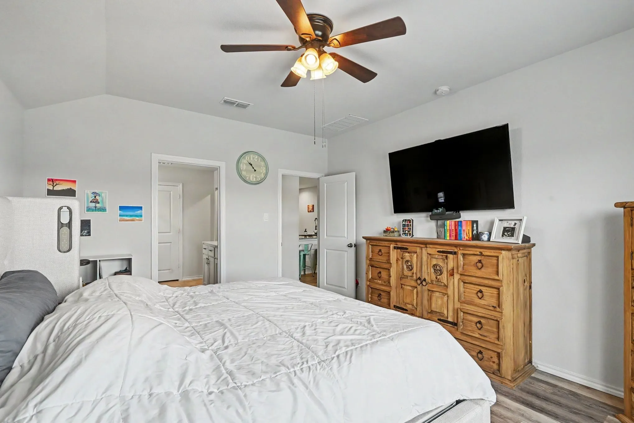 Single Family Residence For Sale in Tarrant County , 225 Olympia Marble Drive, Fort Worth, Texas 76131, 5 Bedroom, 2 Bathroom, 2 Garage spaces, 1,978 Sqft, built in 2023, mls#21314449, Real Estate Agent in Fort Worth, Homes For Sale in Tarrant county, Homes For Sale in Fort Worth, Realtor in Fort Worth Texas, Real Estate Brokerage Independent Realty Texas, Luminita Cordes Realtor