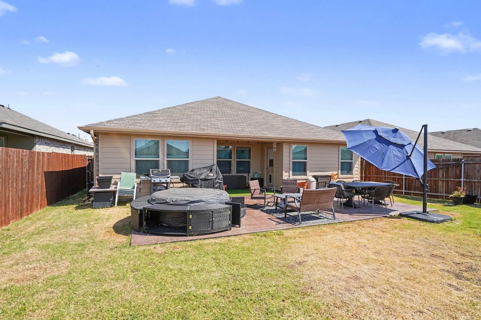 Single Family Residence For Sale in Tarrant County , 225 Olympia Marble Drive, Fort Worth, Texas 76131, 5 Bedroom, 2 Bathroom, 2 Garage spaces, 1,978 Sqft, built in 2023, mls#21314449, Real Estate Agent in Fort Worth, Homes For Sale in Tarrant county, Homes For Sale in Fort Worth, Realtor in Fort Worth Texas, Real Estate Brokerage Independent Realty Texas, Luminita Cordes Realtor