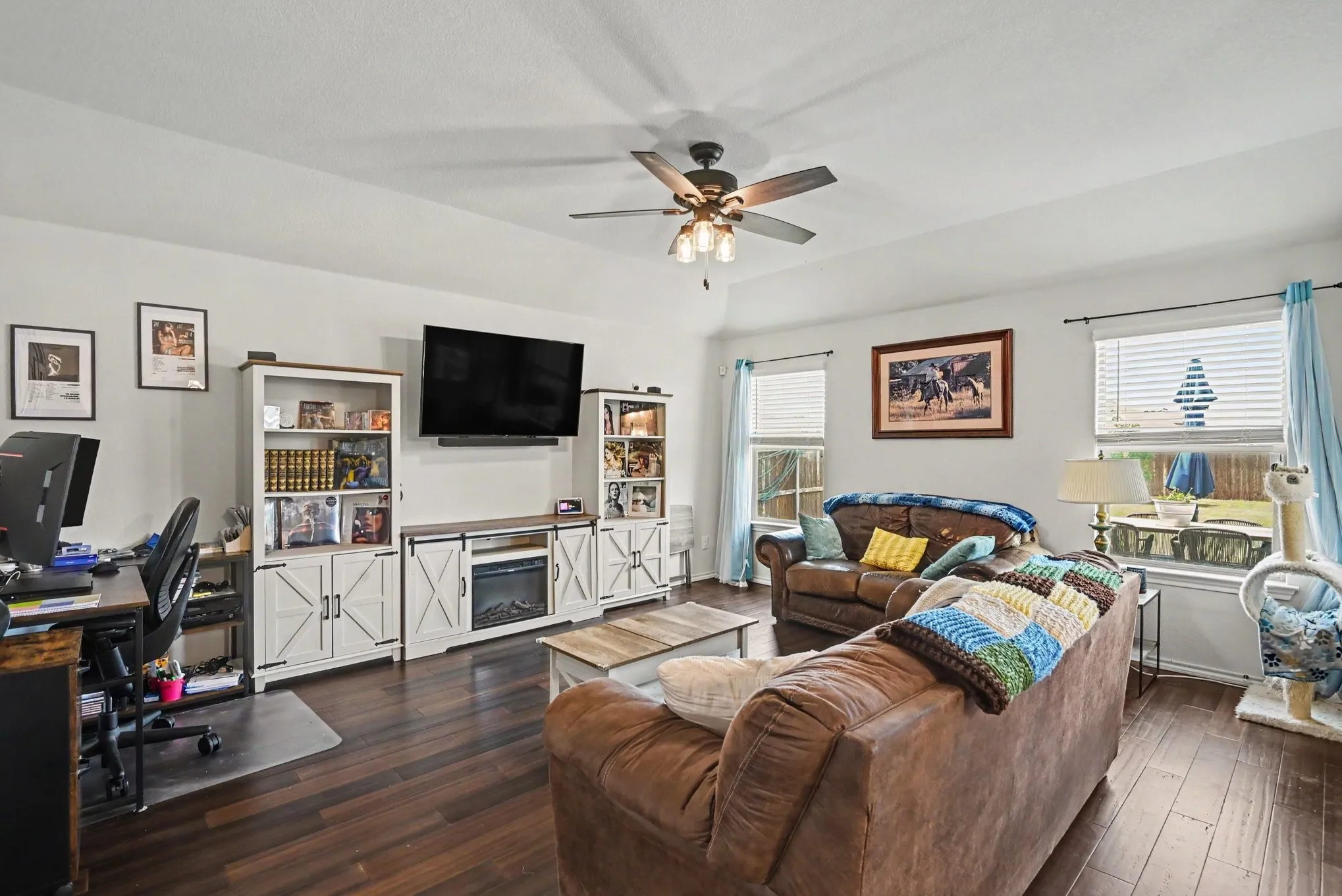 Single Family Residence For Sale in Tarrant County , 225 Olympia Marble Drive, Fort Worth, Texas 76131, 5 Bedroom, 2 Bathroom, 2 Garage spaces, 1,978 Sqft, built in 2023, mls#21314449, Real Estate Agent in Fort Worth, Homes For Sale in Tarrant county, Homes For Sale in Fort Worth, Realtor in Fort Worth Texas, Real Estate Brokerage Independent Realty Texas, Luminita Cordes Realtor