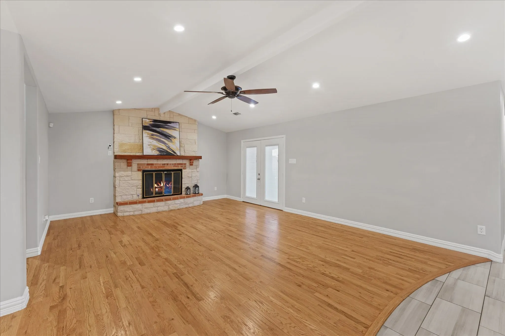 Single Family Residence For Sale in Dallas County , 5429 Enderly Place, Dallas, Texas 75227, 3 Bedroom, 2 Bathroom, 2 Garage spaces, 1,938 Sqft, built in 1971, mls#21316022, Real Estate Agent in Dallas, Homes For Sale in Dallas county, Homes For Sale in Dallas, Realtor in Dallas Texas, Real Estate Brokerage Independent Realty Texas, Luminita Cordes Realtor