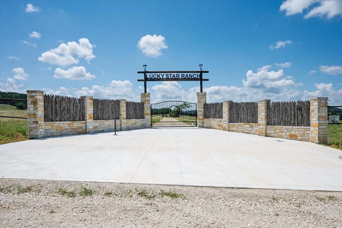 Ranch For Sale in Coryell County , 2340 County Road 152, Purmela, Texas 76566, 0, 0, Garage spaces, 0 Sqft, built in 1965, Price $6,300,000, mls#21315763, Real Estate Agent in Purmela, Homes For Sale in Coryell county, Homes For Sale in Purmela, Realtor in Purmela Texas, Real Estate Brokerage Independent Realty Texas, Luminita Cordes Realtor