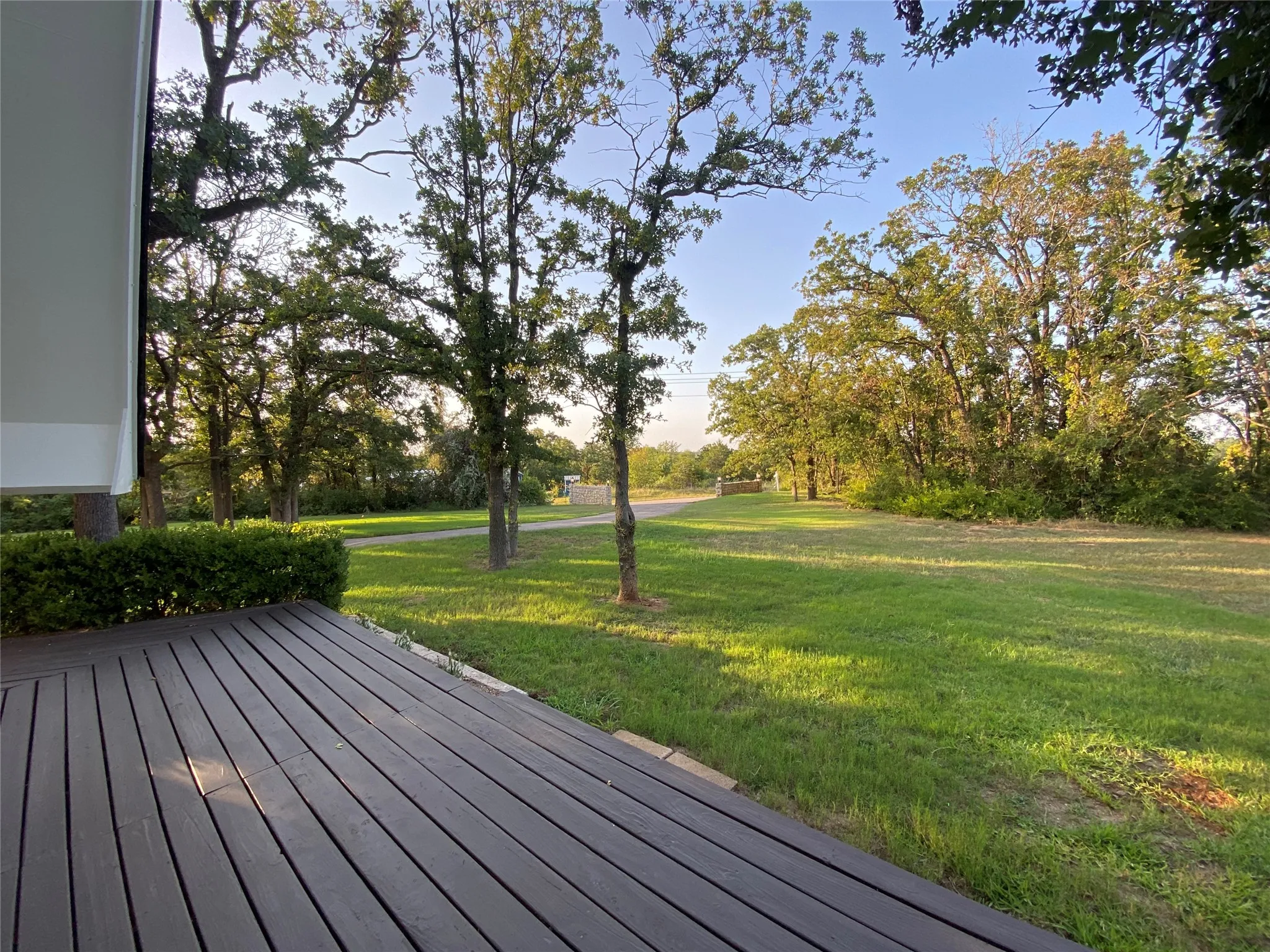 Single Family Residence For Sale in Wise County , 1704 County Road 3555, Paradise, Texas 76073, 4 Bedroom, 3 Bathroom, 2 Garage spaces, 2,563 Sqft, built in 1991, mls#21299241, Real Estate Agent in Paradise, Homes For Sale in Wise county, Homes For Sale in Paradise, Realtor in Paradise Texas, Real Estate Brokerage Independent Realty Texas, Luminita Cordes Realtor