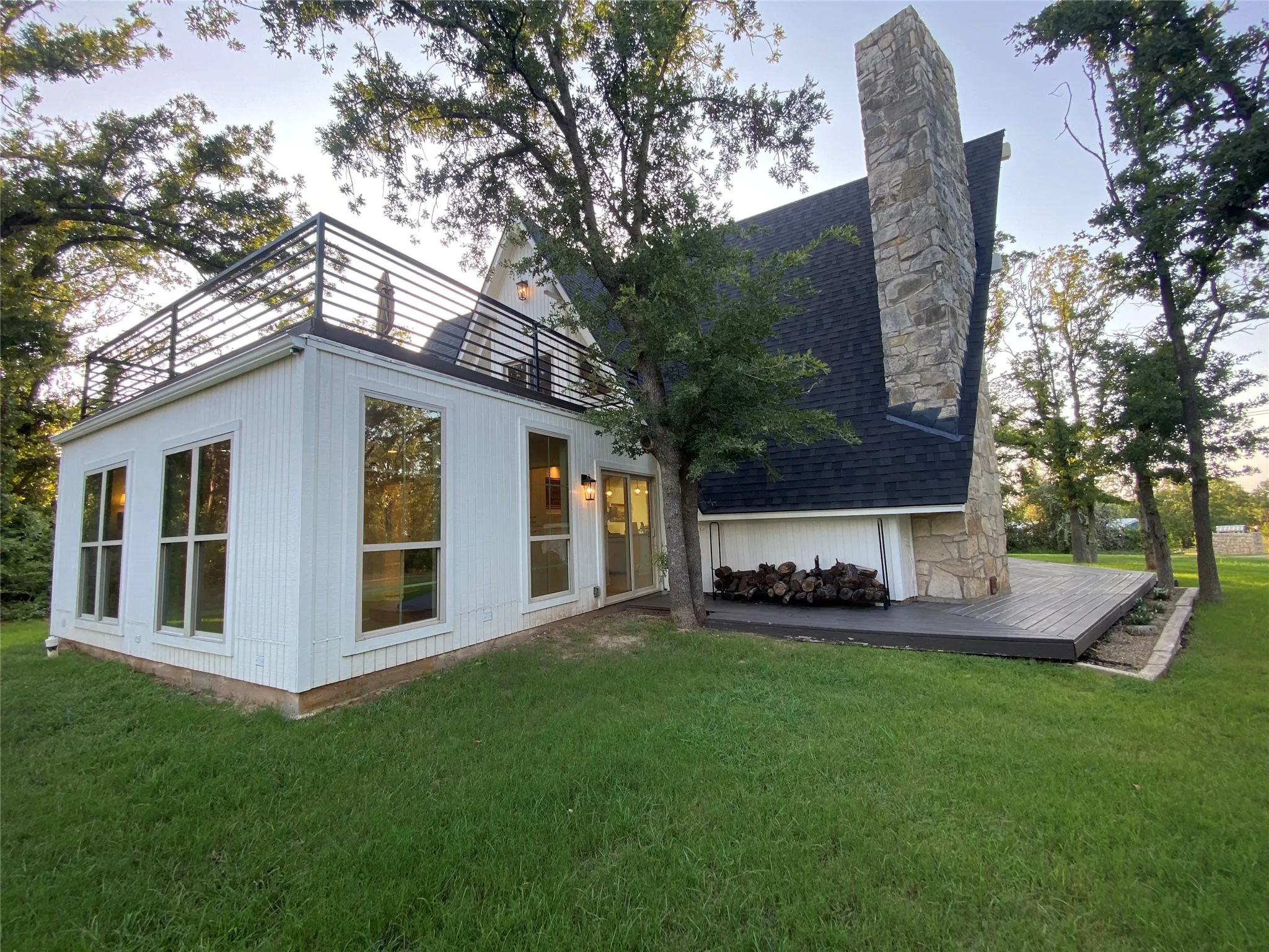 Single Family Residence For Sale in Wise County , 1704 County Road 3555, Paradise, Texas 76073, 4 Bedroom, 3 Bathroom, 2 Garage spaces, 2,563 Sqft, built in 1991, mls#21299241, Real Estate Agent in Paradise, Homes For Sale in Wise county, Homes For Sale in Paradise, Realtor in Paradise Texas, Real Estate Brokerage Independent Realty Texas, Luminita Cordes Realtor