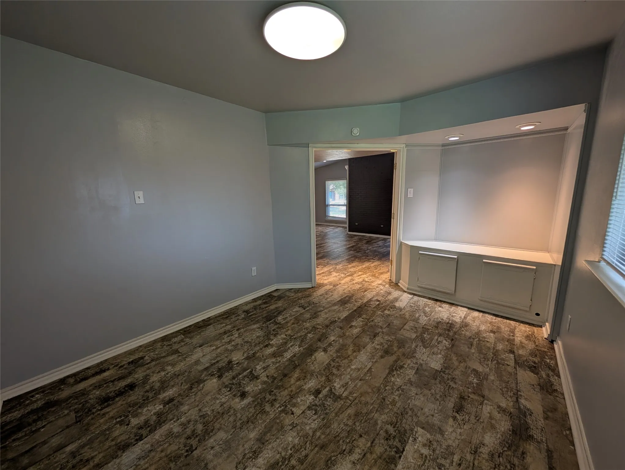 Single Family Residence For Rent in Dallas County , 2703 Running Brook Lane, Dallas, Texas 75228, 3 Bedroom, 3 Bathroom, Garage spaces, 1,805 Sqft, built in 1964, mls#21316072, Real Estate Agent in Dallas, Homes For Rent in Dallas county, Homes For Rent in Dallas, Realtor in Dallas Texas, Real Estate Brokerage Independent Realty Texas, Luminita Cordes Realtor
