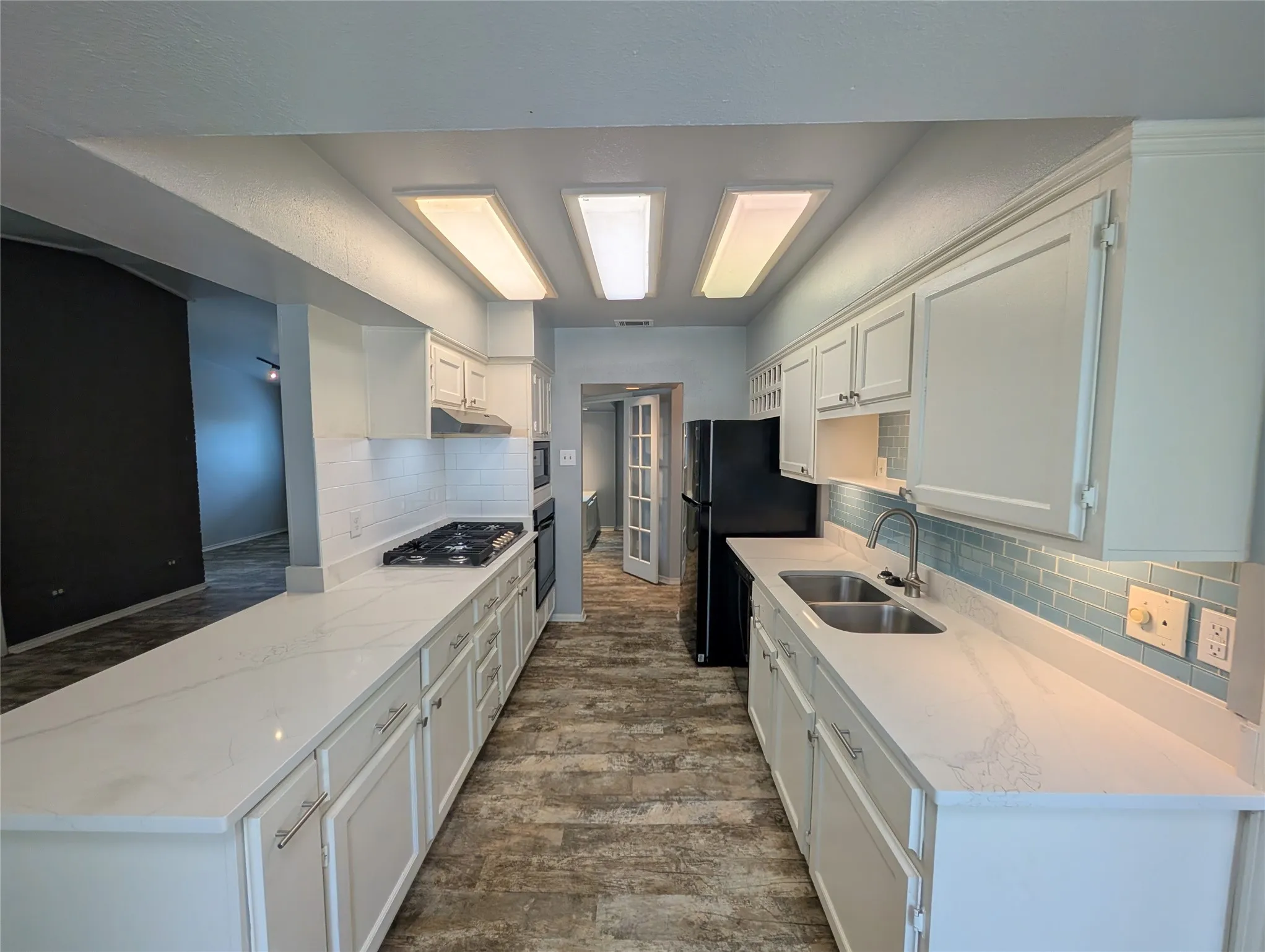 Single Family Residence For Rent in Dallas County , 2703 Running Brook Lane, Dallas, Texas 75228, 3 Bedroom, 3 Bathroom, Garage spaces, 1,805 Sqft, built in 1964, mls#21316072, Real Estate Agent in Dallas, Homes For Rent in Dallas county, Homes For Rent in Dallas, Realtor in Dallas Texas, Real Estate Brokerage Independent Realty Texas, Luminita Cordes Realtor