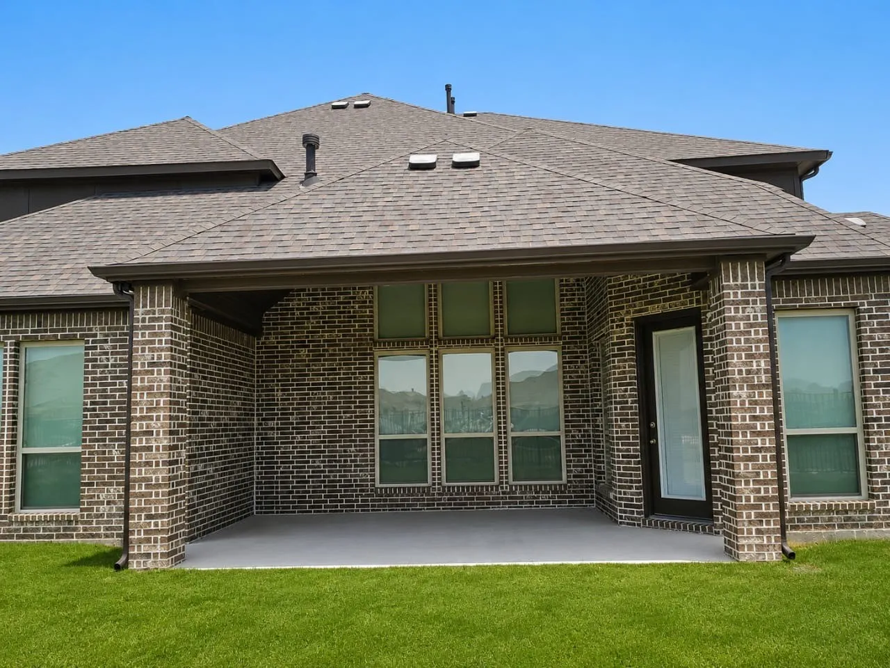 Single Family Residence For Rent in Tarrant County , 4165 Rancho Milagro Drive, Fort Worth, Texas 76179, 5 Bedroom, 5 Bathroom, 3 Garage spaces, 4,705 Sqft, built in 2022, mls#21316087, Real Estate Agent in Fort Worth, Homes For Rent in Tarrant county, Homes For Rent in Fort Worth, Realtor in Fort Worth Texas, Real Estate Brokerage Independent Realty Texas, Luminita Cordes Realtor