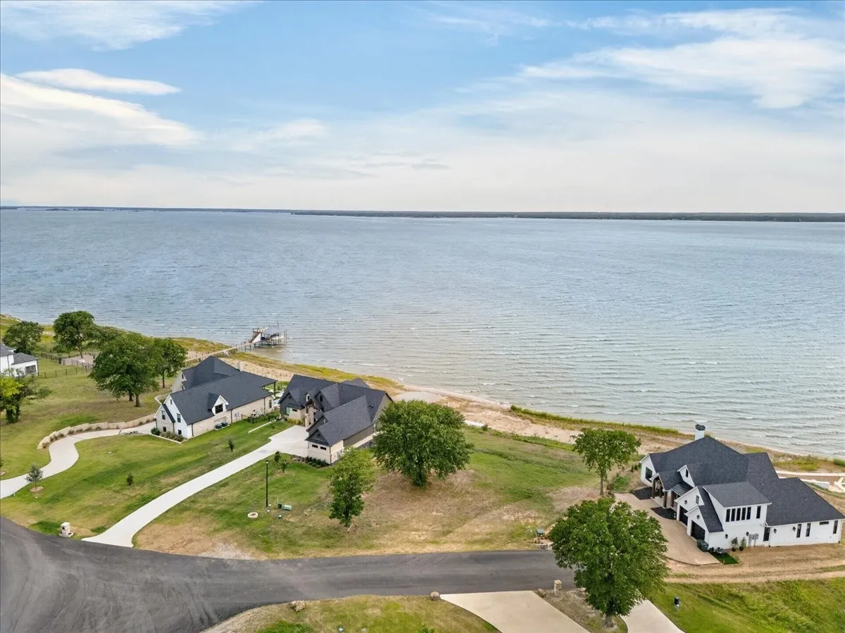 Improved Land For Sale in Kaufman County , 1548 Shoreline Drive, Mabank, Texas 75143, 0, 0, Garage spaces, 0 Sqft, built in 0, mls#21316119, Real Estate Agent in Mabank, Homes For Sale in Kaufman county, Homes For Sale in Mabank, Realtor in Mabank Texas, Real Estate Brokerage Independent Realty Texas, Luminita Cordes Realtor
