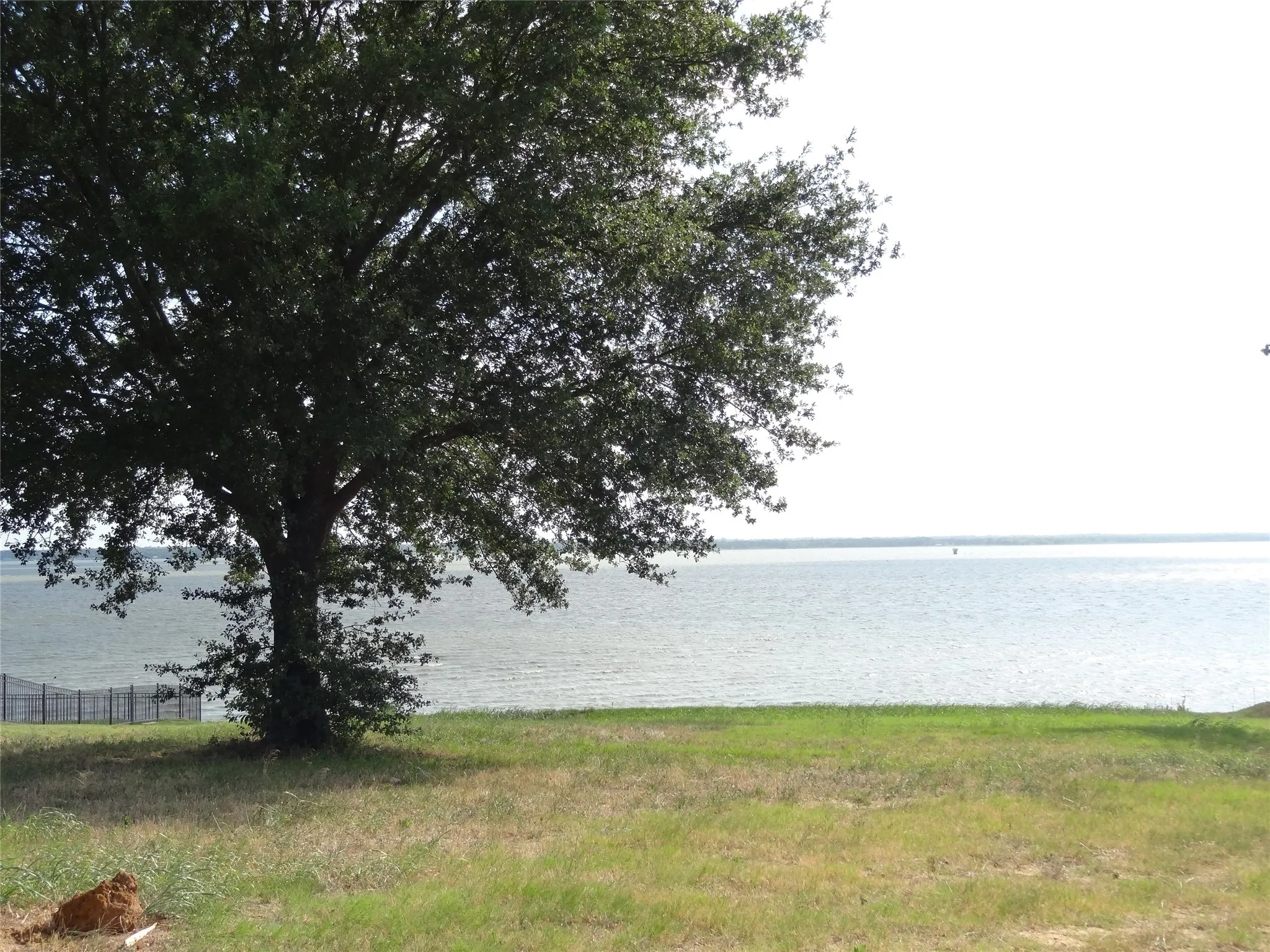 Improved Land For Sale in Kaufman County , 1548 Shoreline Drive, Mabank, Texas 75143, 0, 0, Garage spaces, 0 Sqft, built in 0, mls#21316119, Real Estate Agent in Mabank, Homes For Sale in Kaufman county, Homes For Sale in Mabank, Realtor in Mabank Texas, Real Estate Brokerage Independent Realty Texas, Luminita Cordes Realtor