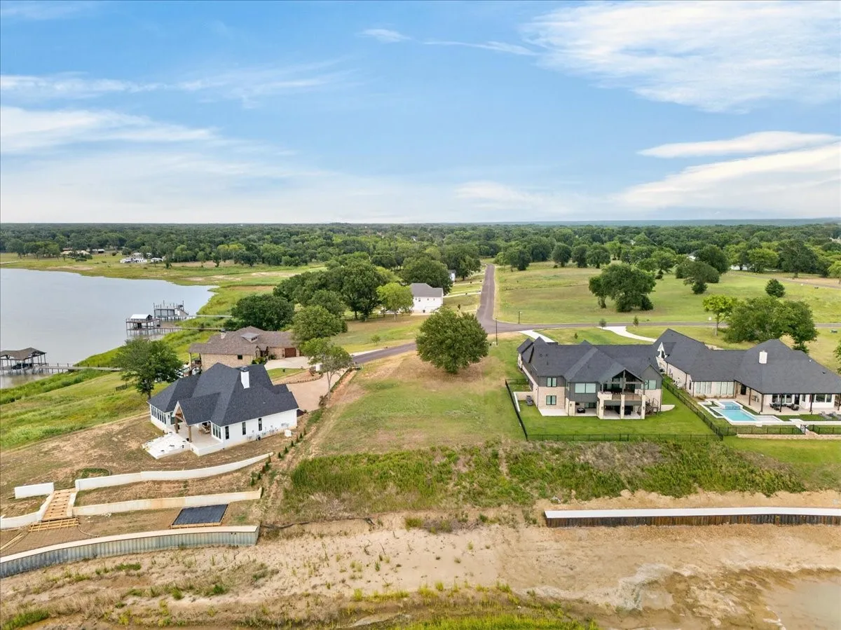 Improved Land For Sale in Kaufman County , 1548 Shoreline Drive, Mabank, Texas 75143, 0, 0, Garage spaces, 0 Sqft, built in 0, mls#21316119, Real Estate Agent in Mabank, Homes For Sale in Kaufman county, Homes For Sale in Mabank, Realtor in Mabank Texas, Real Estate Brokerage Independent Realty Texas, Luminita Cordes Realtor