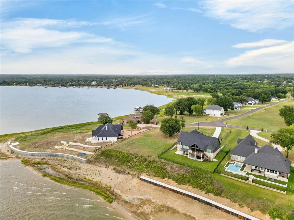 Improved Land For Sale in Kaufman County , 1548 Shoreline Drive, Mabank, Texas 75143, 0, 0, Garage spaces, 0 Sqft, built in 0, mls#21316119, Real Estate Agent in Mabank, Homes For Sale in Kaufman county, Homes For Sale in Mabank, Realtor in Mabank Texas, Real Estate Brokerage Independent Realty Texas, Luminita Cordes Realtor