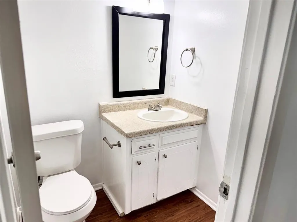 Quadruplex For Rent in Johnson County , 441 SW Thomas Street D, Burleson, Texas 76028, 2 Bedroom, 2 Bathroom, Garage spaces, 1,100 Sqft, built in 1979, mls#21290778, Real Estate Agent in Burleson, Homes For Rent in Johnson county, Homes For Rent in Burleson, Realtor in Burleson Texas, Real Estate Brokerage Independent Realty Texas, Luminita Cordes Realtor