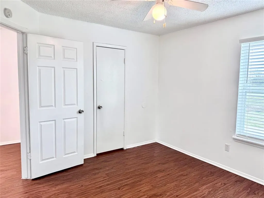 Quadruplex For Rent in Johnson County , 441 SW Thomas Street D, Burleson, Texas 76028, 2 Bedroom, 2 Bathroom, Garage spaces, 1,100 Sqft, built in 1979, mls#21290778, Real Estate Agent in Burleson, Homes For Rent in Johnson county, Homes For Rent in Burleson, Realtor in Burleson Texas, Real Estate Brokerage Independent Realty Texas, Luminita Cordes Realtor