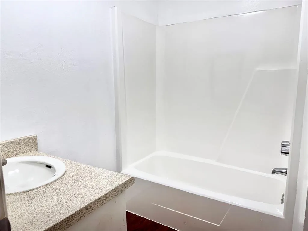 Quadruplex For Rent in Johnson County , 441 SW Thomas Street D, Burleson, Texas 76028, 2 Bedroom, 2 Bathroom, Garage spaces, 1,100 Sqft, built in 1979, mls#21290778, Real Estate Agent in Burleson, Homes For Rent in Johnson county, Homes For Rent in Burleson, Realtor in Burleson Texas, Real Estate Brokerage Independent Realty Texas, Luminita Cordes Realtor