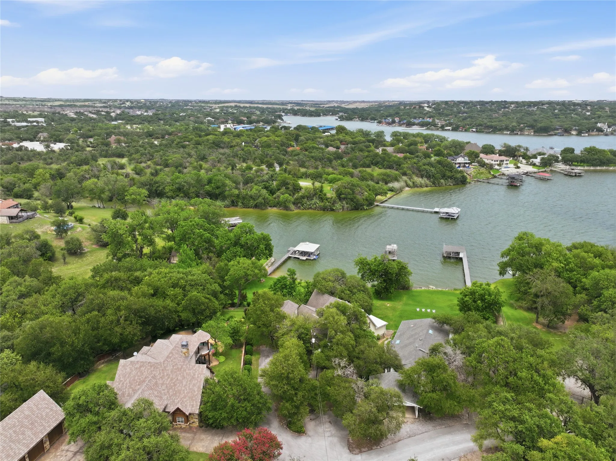 Single Family Residence For Sale in Tarrant County , 8960 Dickson Road, Fort Worth, Texas 76179, 4 Bedroom, 4 Bathroom, 2 Garage spaces, 4,124 Sqft, built in 1978, mls#21293746, Real Estate Agent in Fort Worth, Homes For Sale in Tarrant county, Homes For Sale in Fort Worth, Realtor in Fort Worth Texas, Real Estate Brokerage Independent Realty Texas, Luminita Cordes Realtor